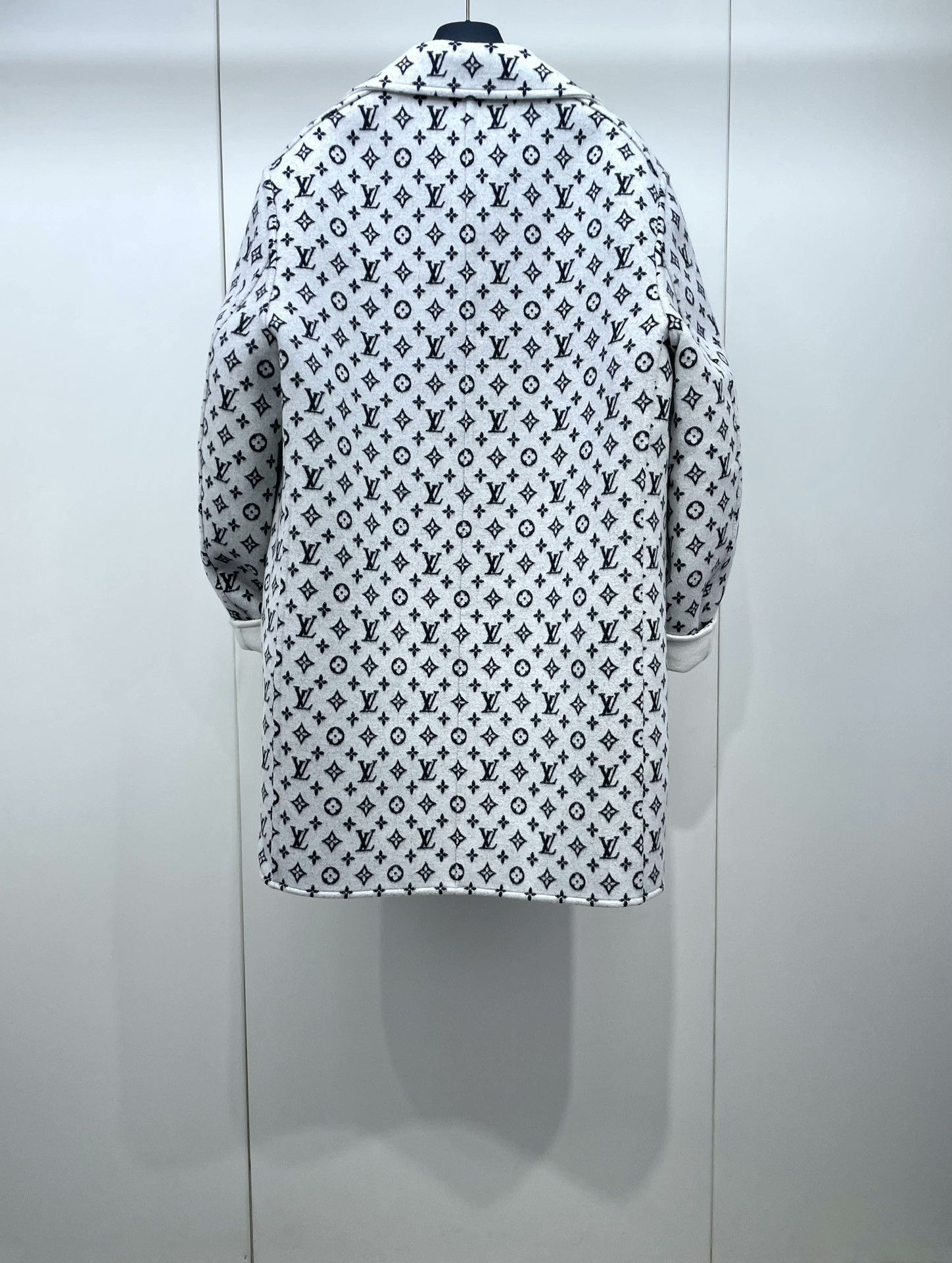 Louis Vuitton LV Monogram Reversible Cashmere Coat Size US XXS / EU 40 - 2 Thumbnail