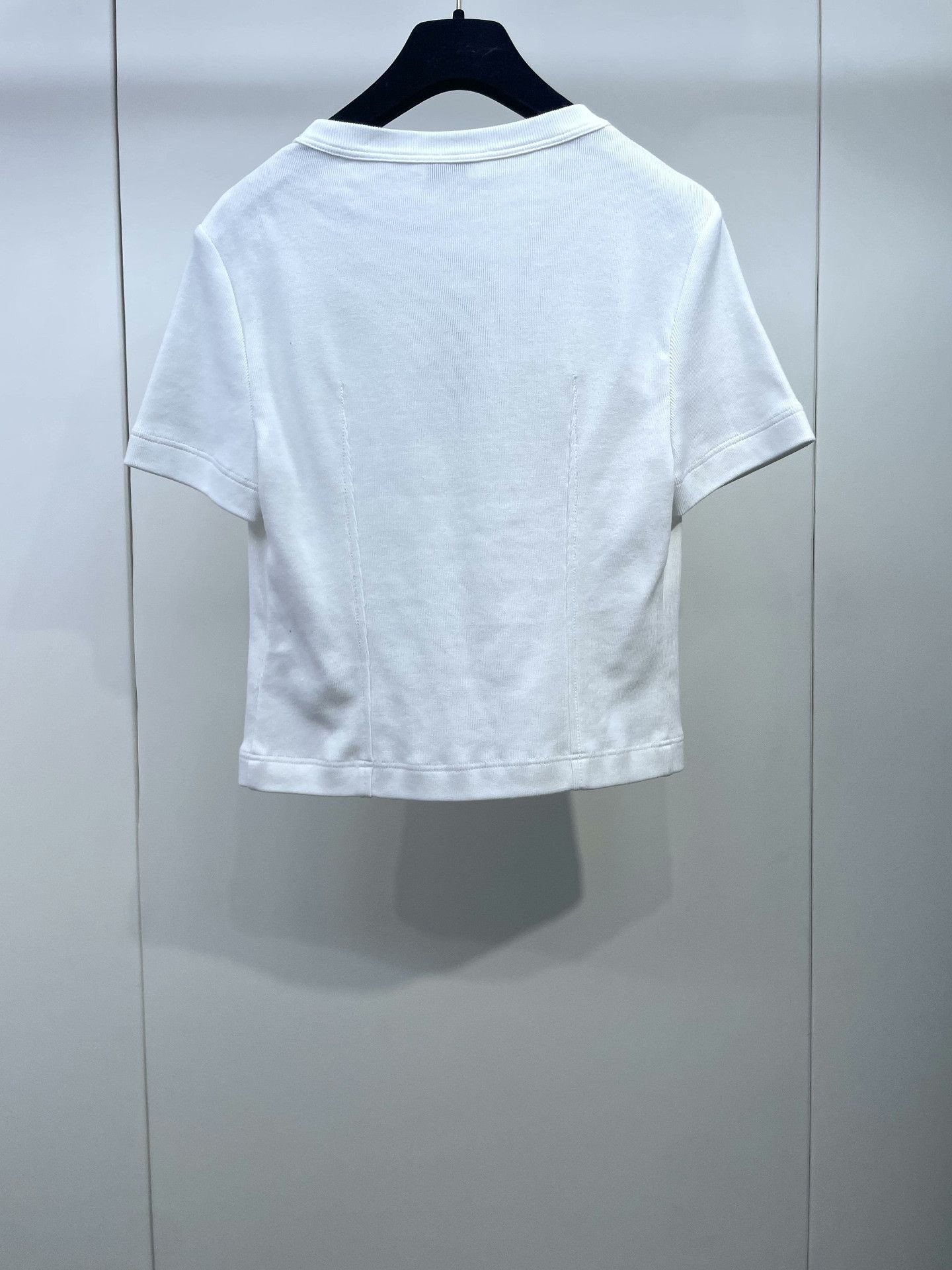 Chanel Chanel White 3D Camellia Short-sleeve Size XXS / US 00 / IT 34 - 2 Thumbnail