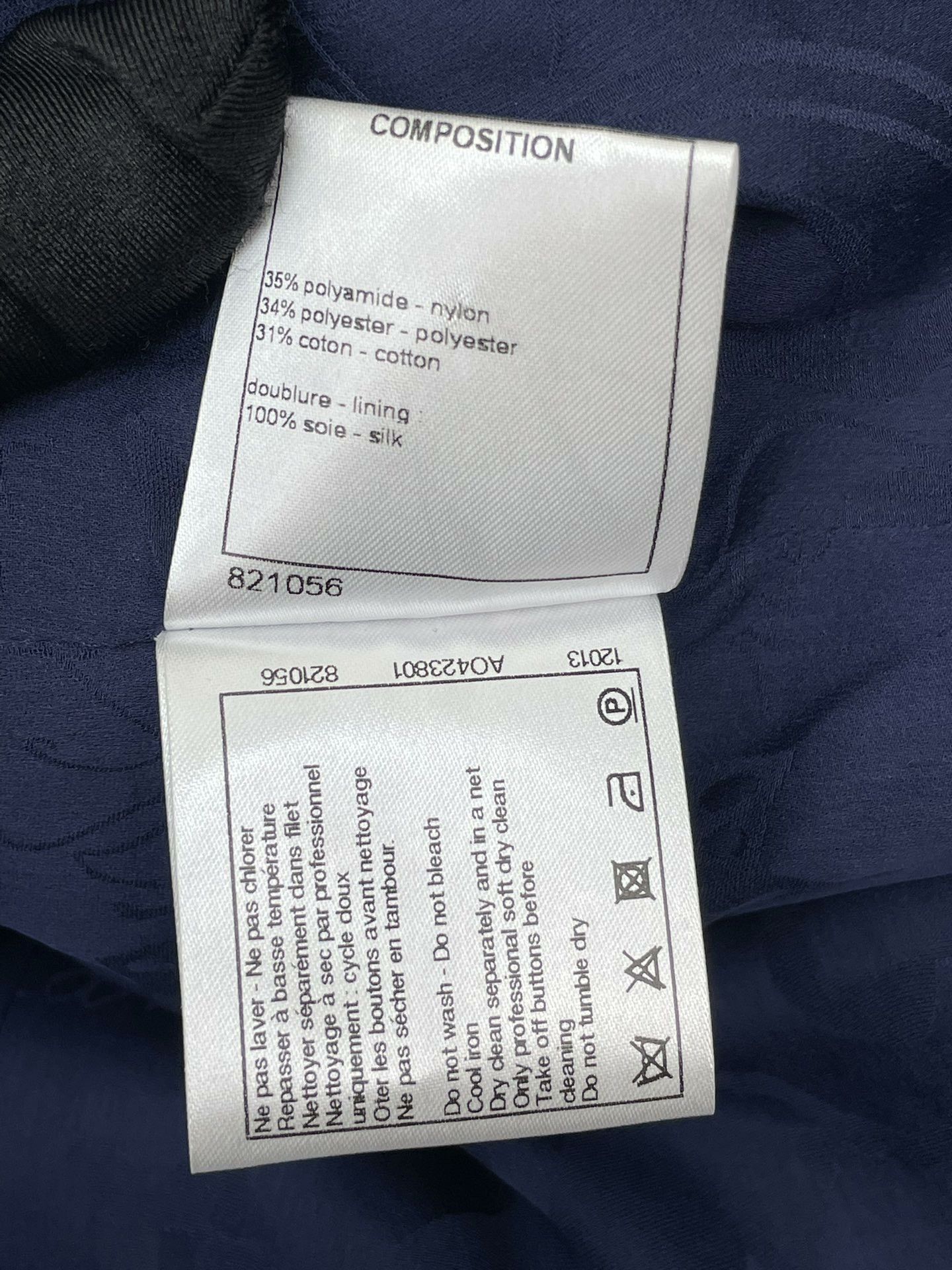 Chanel CHANEL 16S Blue Tweed Jacket Size M / US 6-8 / IT 42-44 - 8 Thumbnail