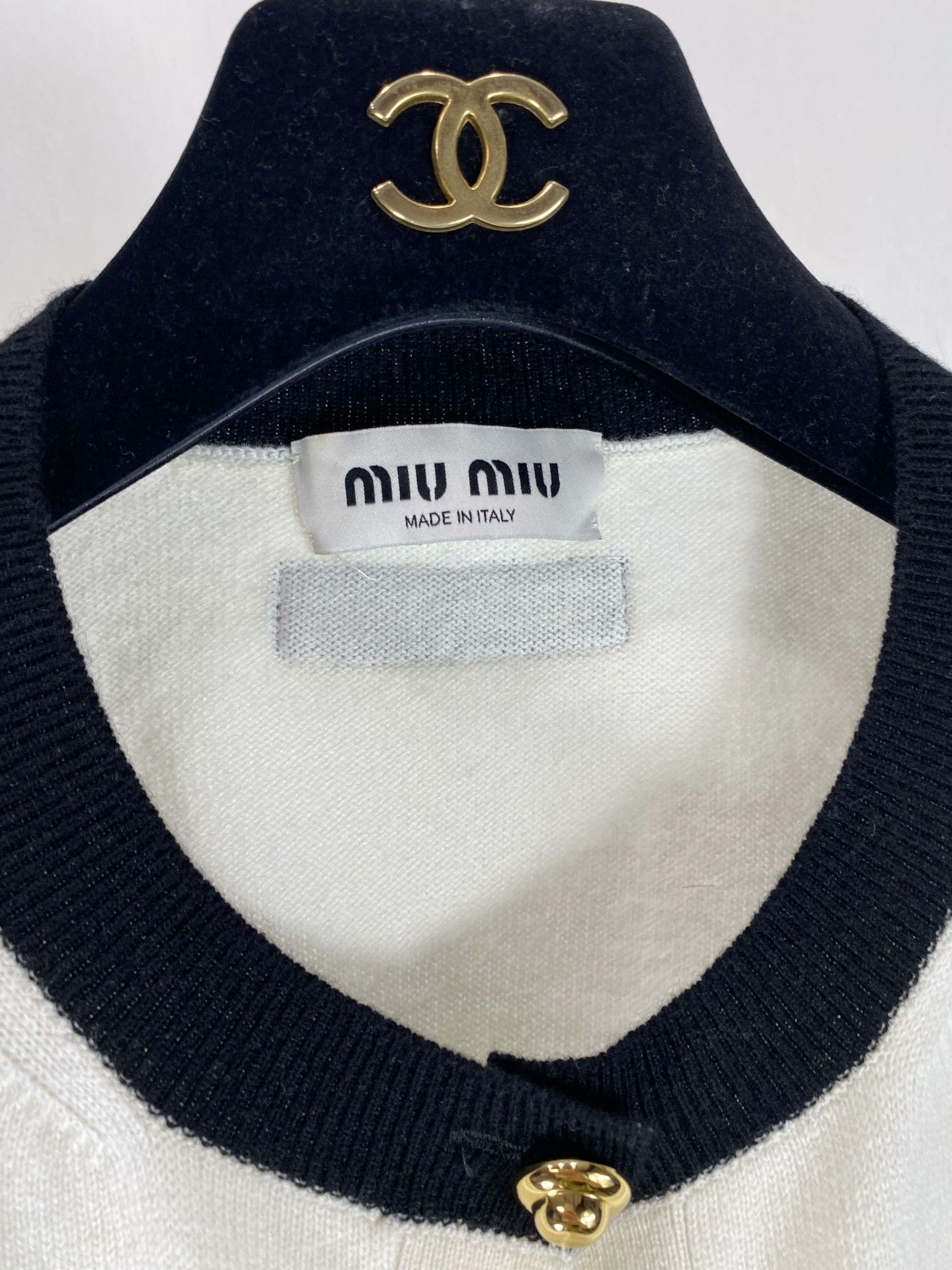 Miu Miu Miu Miu Gold Button Knit Cardigan Size S / US 4 / IT 40 - 5 Thumbnail