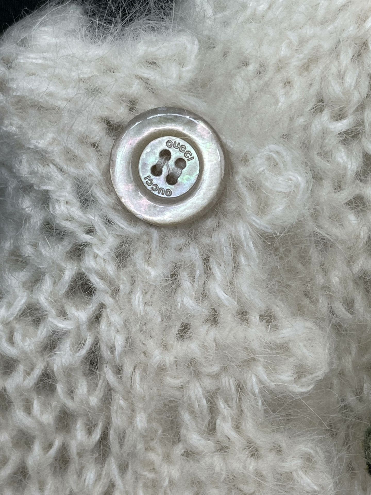 Gucci Gucci Mohair Daisy Brooch Cardigan Size XS / US 0-2 / IT 36-38 - 5 Thumbnail