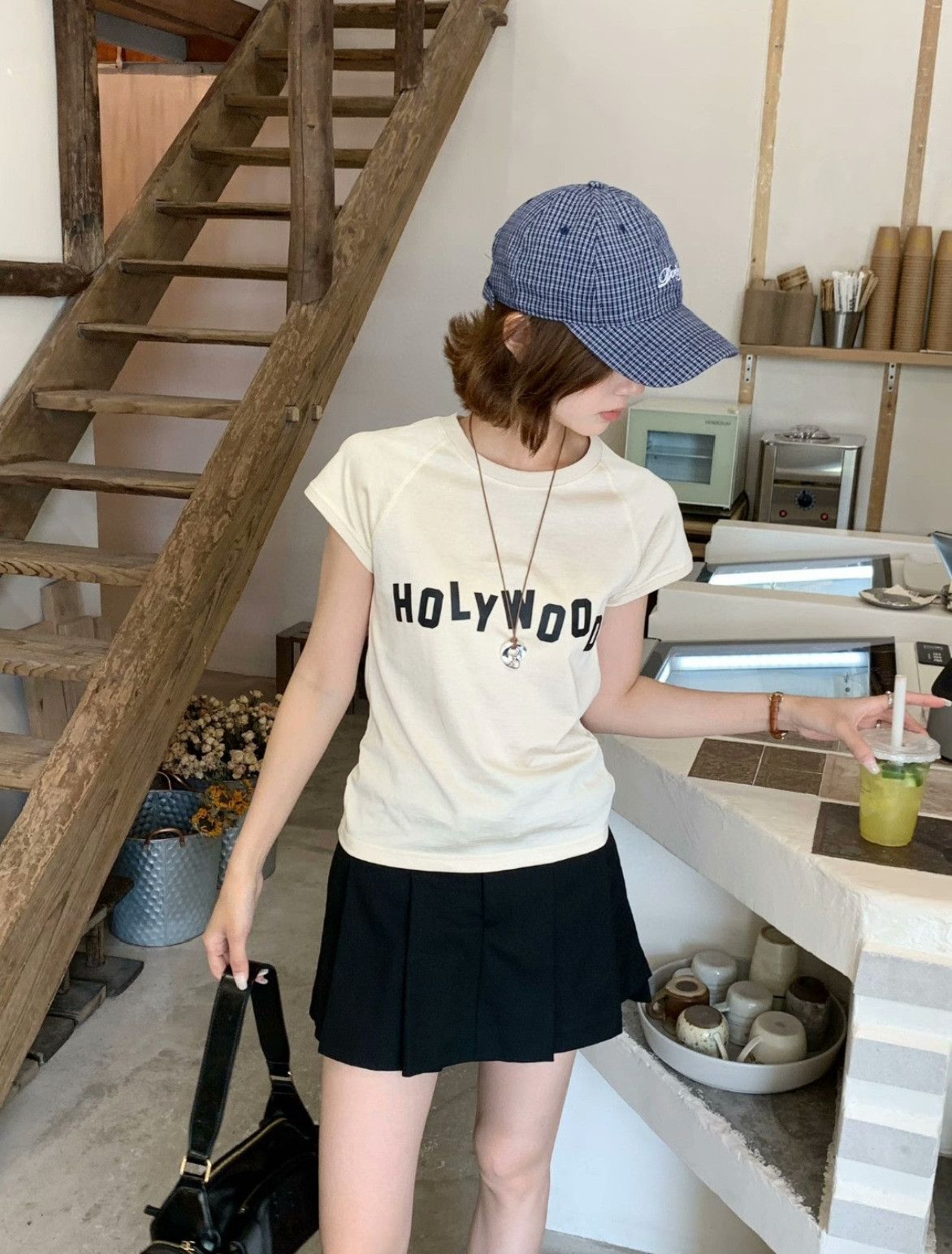Loewe Loewe Beige Letter Flutter Sleeve T-shirt Size XS / US 0-2 / IT 36-38 - 7 Thumbnail