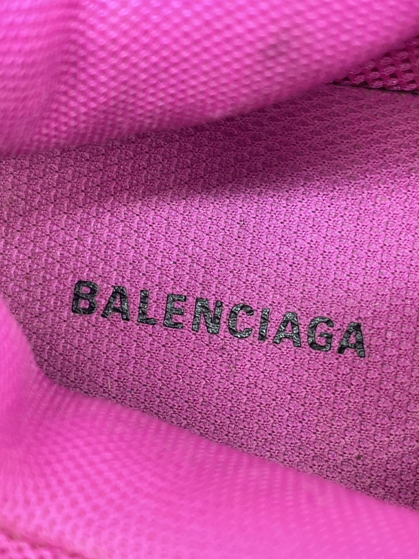 Balenciaga Balenciaga Limited Edition Pink Dad Shoes Size US 5 / IT 35 - 6 Thumbnail