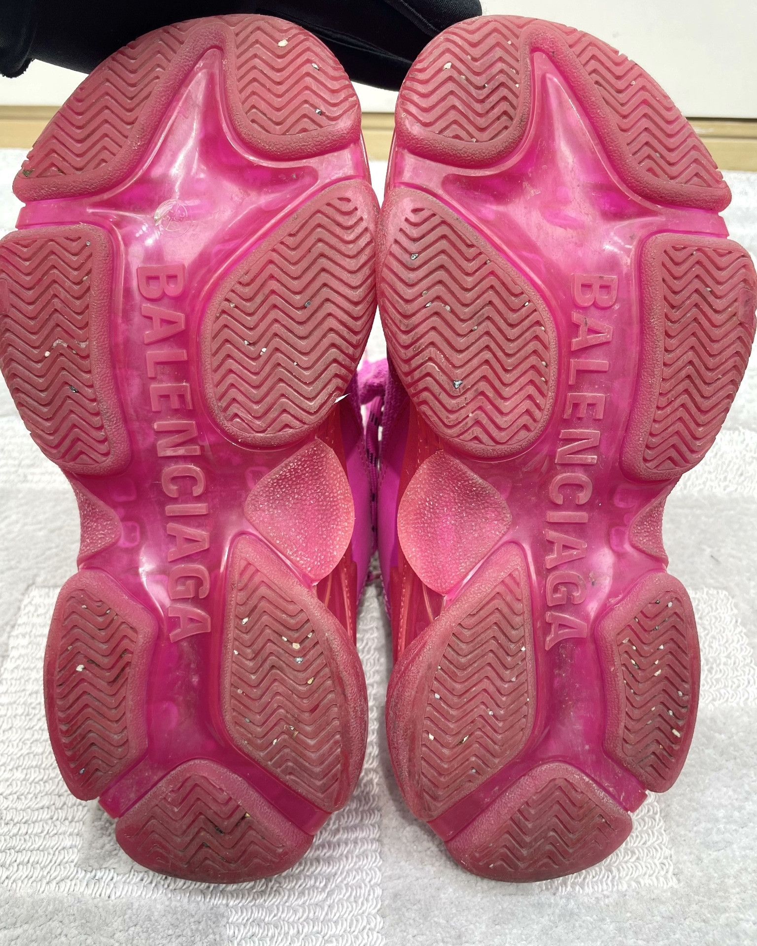 Balenciaga Balenciaga Limited Edition Pink Dad Shoes Size US 5 / IT 35 - 9 Thumbnail