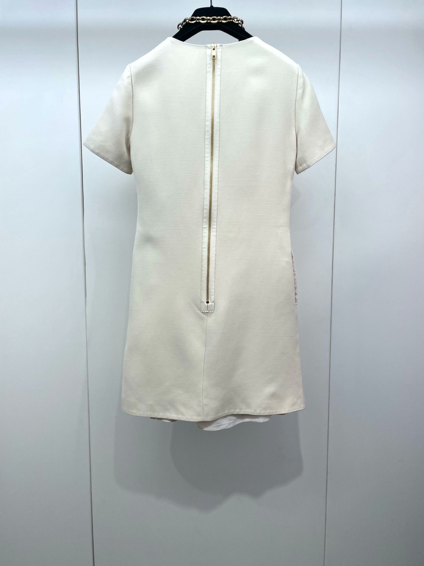 Gucci Gucci Double G Waist Chain Pleated Dress Size XS / US 0-2 / IT 36-38 - 2 Thumbnail