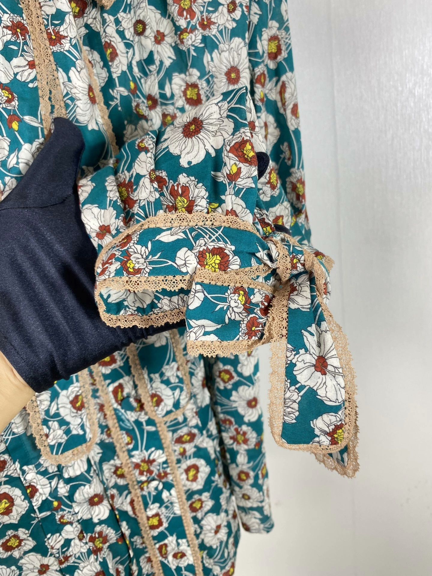Gucci Gucci Floral Bow Shirt Size XS / US 0-2 / IT 36-38 - 4 Thumbnail