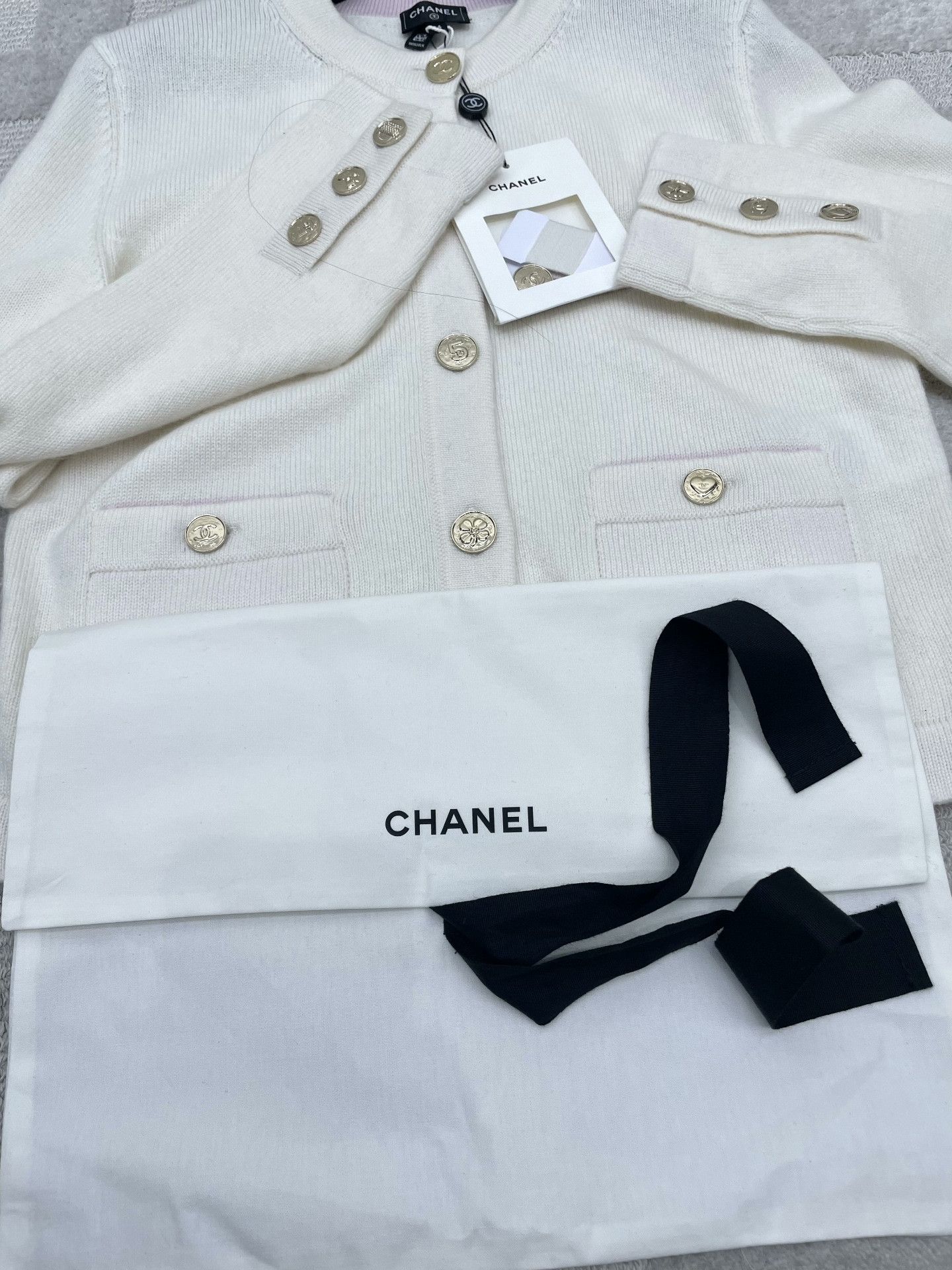 Chanel Chanel 25B Embroidered Logo Knit Cardigan Size XXS / US 00 / IT 34 - 6 Thumbnail