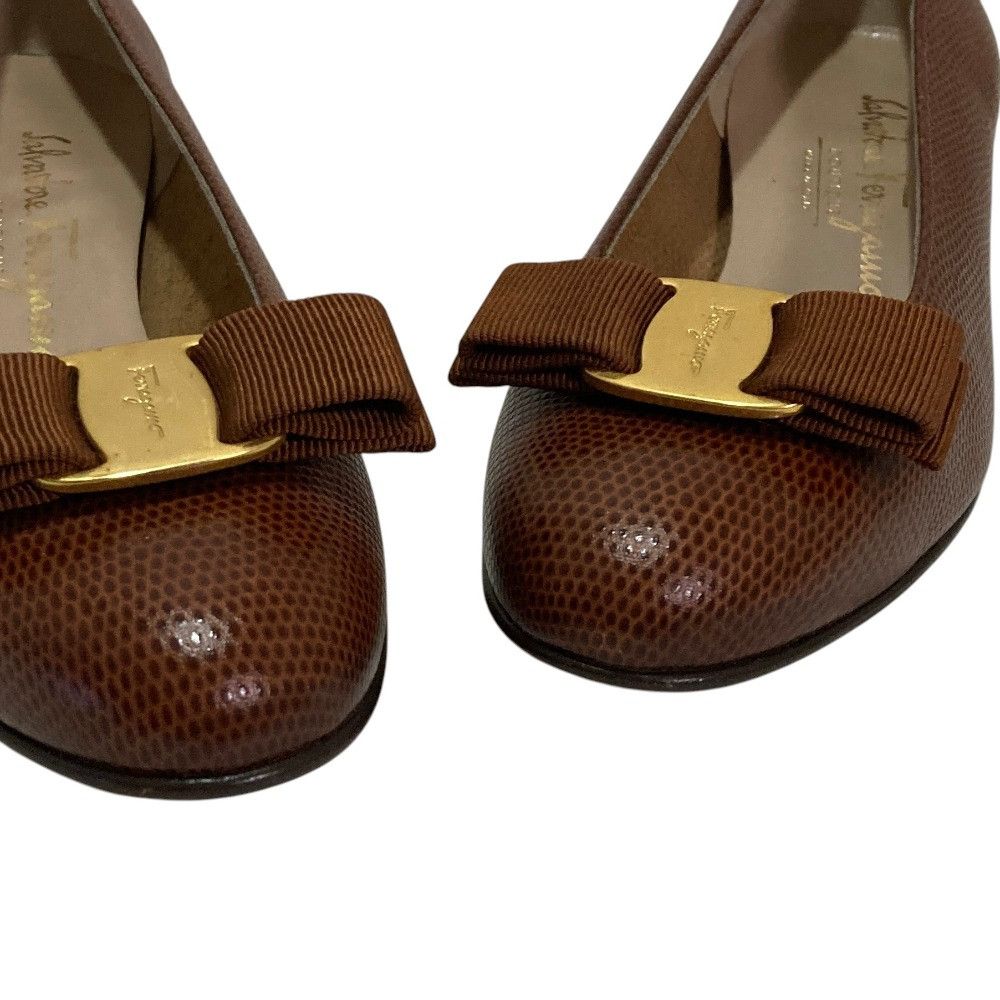 Salvatore Ferragamo Salvatore Ferragamo Salvatore Ferragamo Embossed Leather Pumps Leather Shoes DUTY FREE for USA Size ONE SIZE - 6 Thumbnail