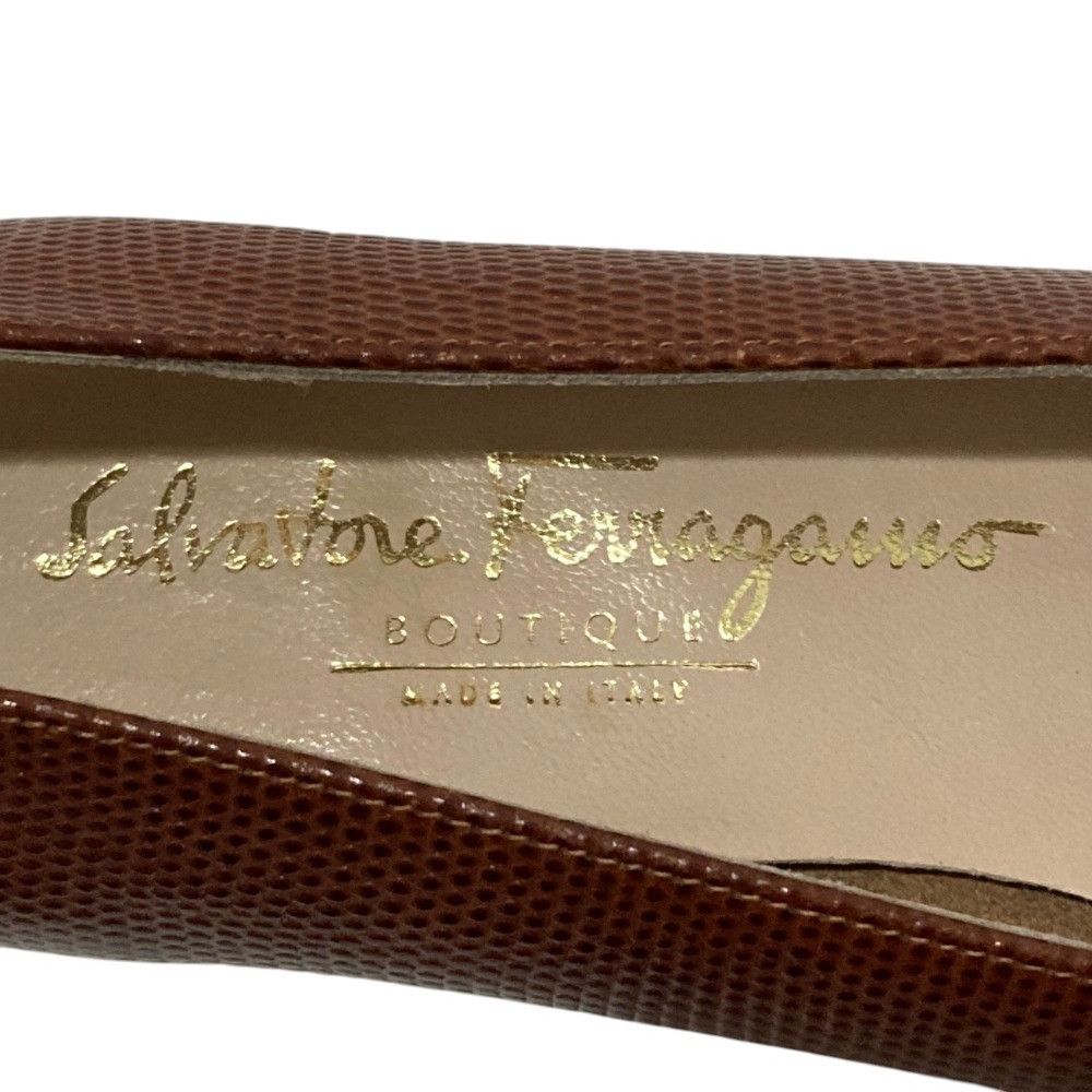 Salvatore Ferragamo Salvatore Ferragamo Salvatore Ferragamo Embossed Leather Pumps Leather Shoes DUTY FREE for USA Size ONE SIZE - 7 Thumbnail