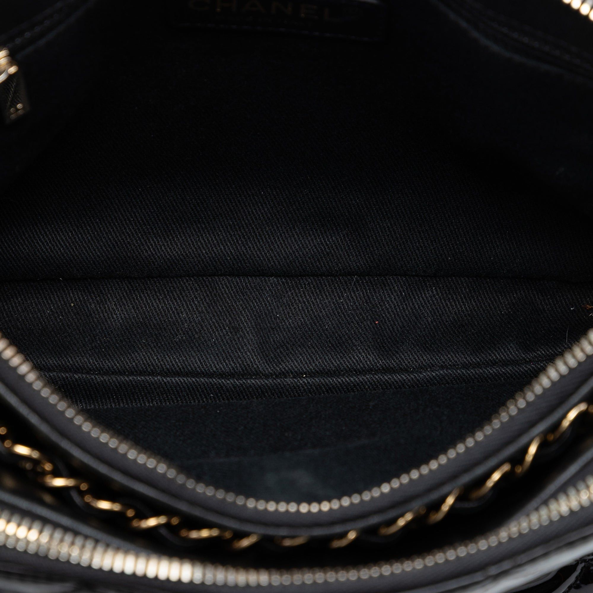 Chanel CC Quilted Patent Double Zip Camera Bag Size ONE SIZE - 4 Thumbnail