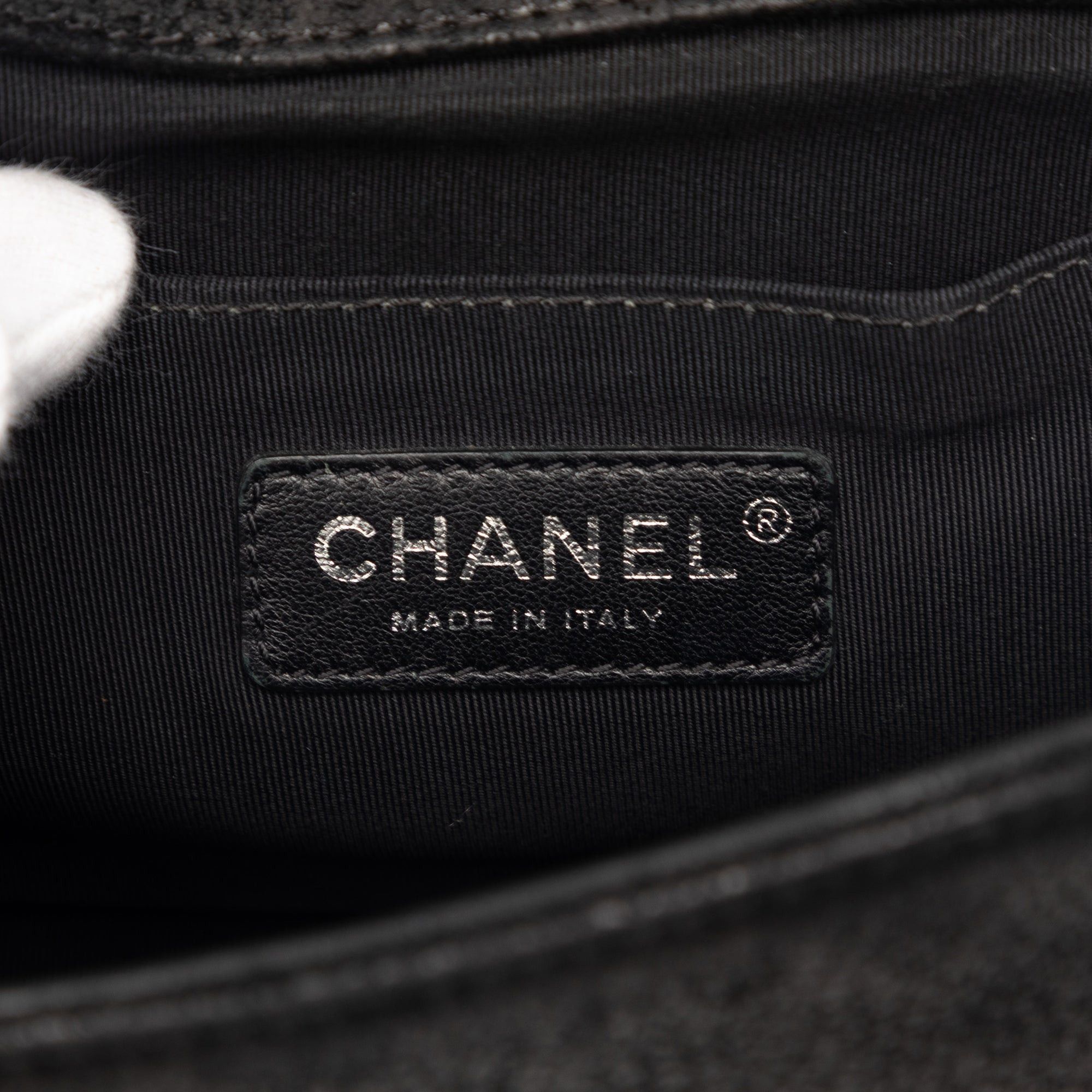 Chanel Old Medium Quilted Suede Chesterfield Boy Flap Size ONE SIZE - 5 Thumbnail