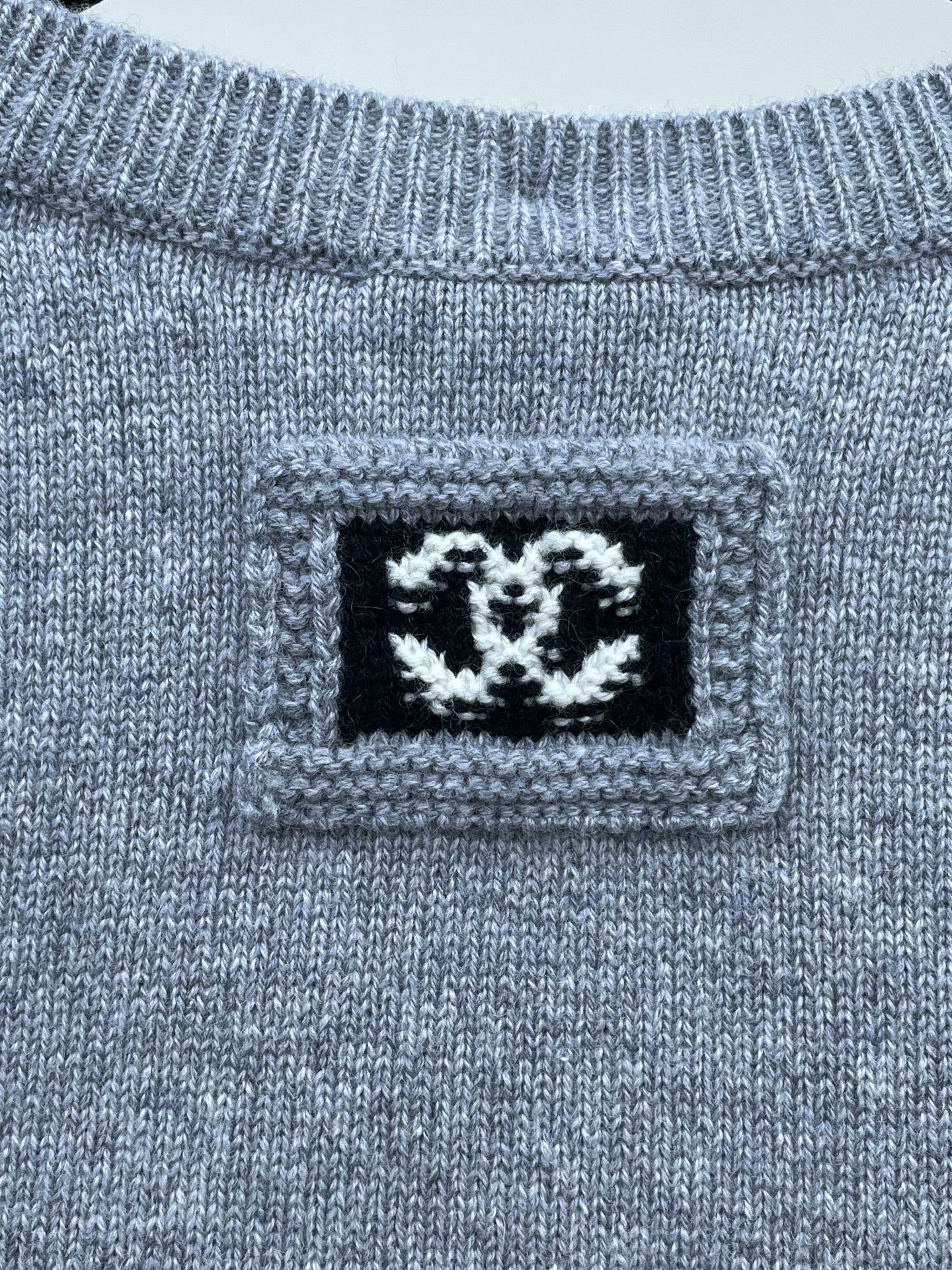 Chanel Chanel 26P Gray-White Cashmere Knit Size S / US 4 / IT 40 - 5 Thumbnail