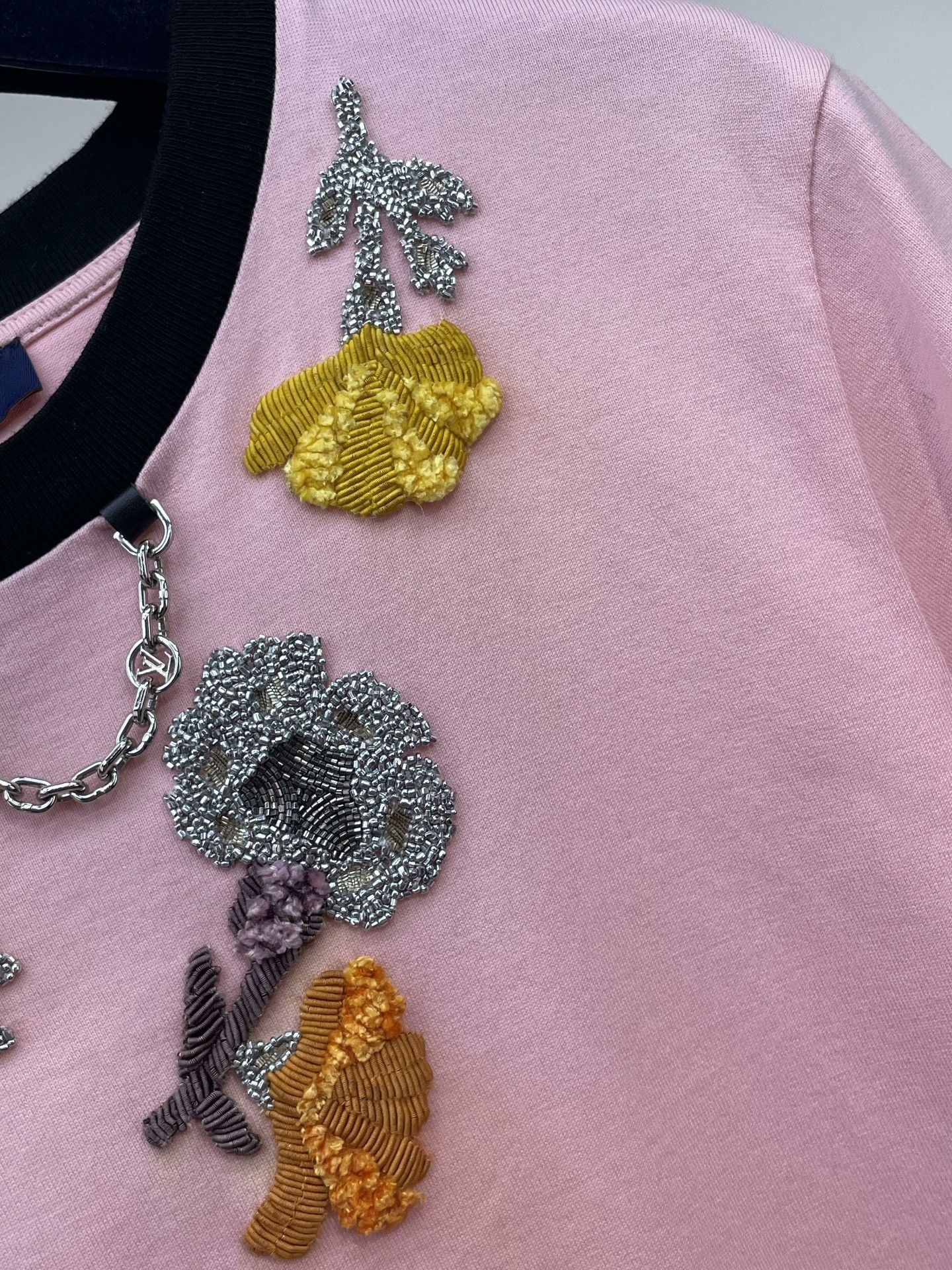 Louis Vuitton LV 2024 SS Embroidered Floral Tee Size XS / US 0-2 / IT 36-38 - 4 Thumbnail
