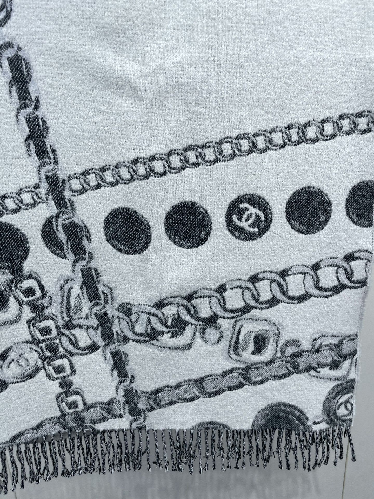 Chanel Chanel 25N Gray Pearl Chain Scarf Size ONE SIZE - 6 Thumbnail