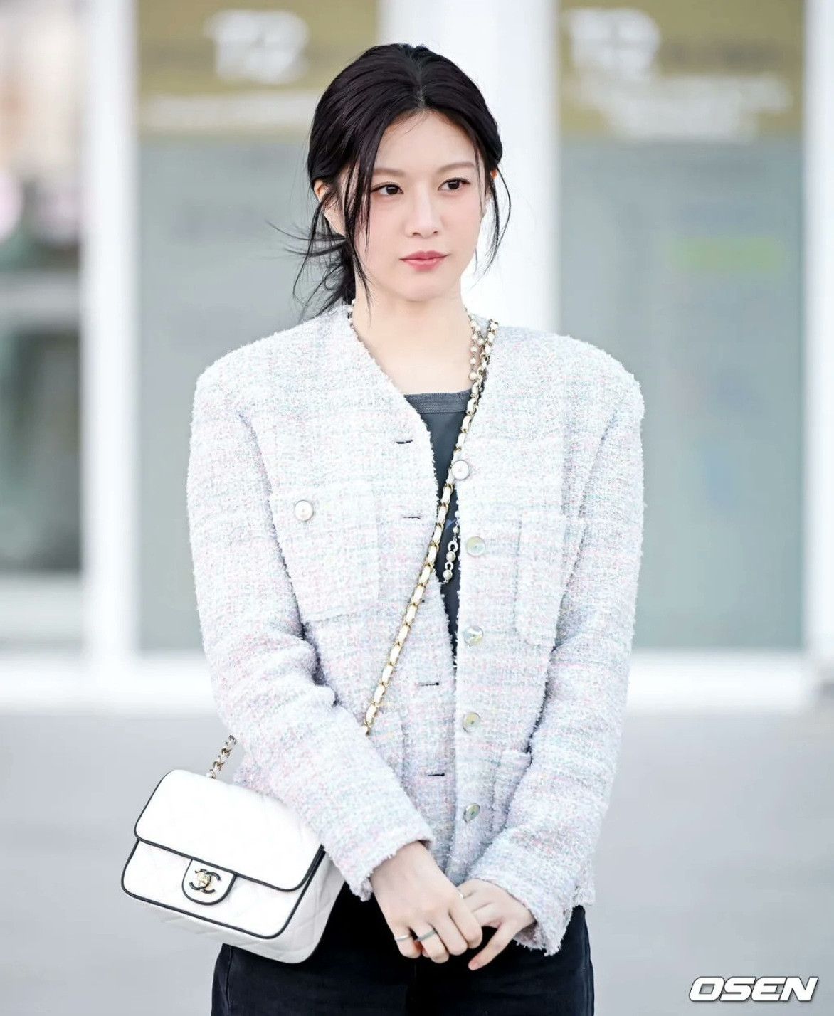 Chanel Chanel 25P Iridescent Tweed Jacket Size XS / US 0-2 / IT 36-38 - 8 Thumbnail
