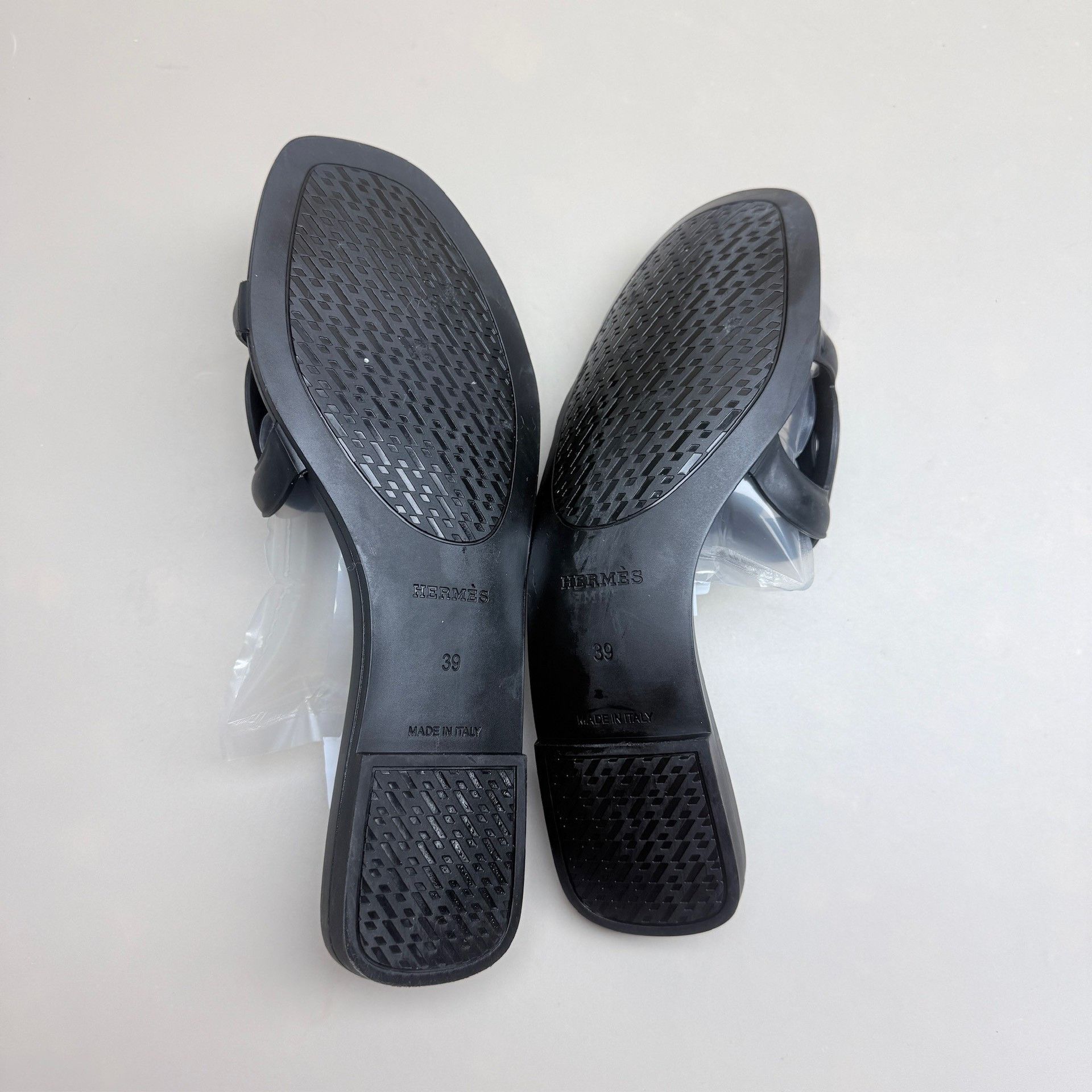 Hermes Hermes Black Pig Nose Slippers Size US 8 / IT 38 - 6 Thumbnail