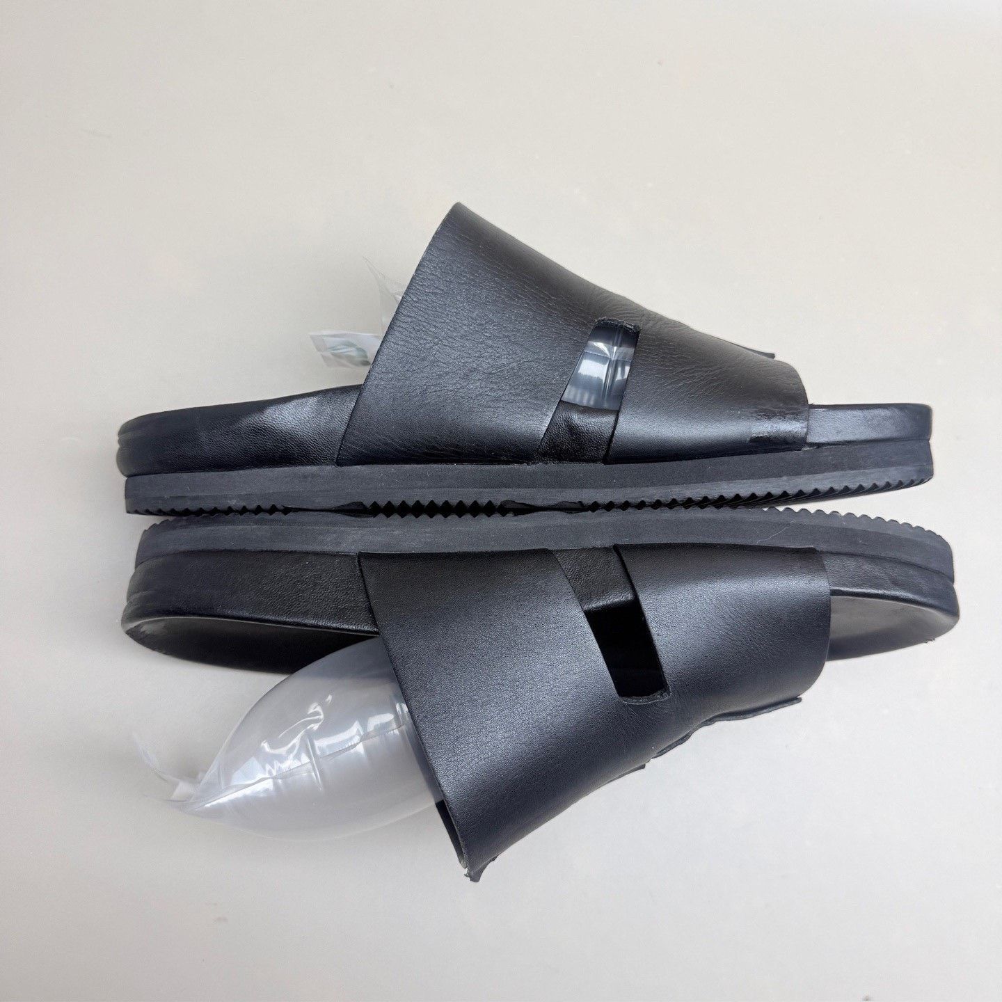 Hermes Hermes All-Black H Slippers Size 41 Size US 8 / EU 41 - 4 Thumbnail