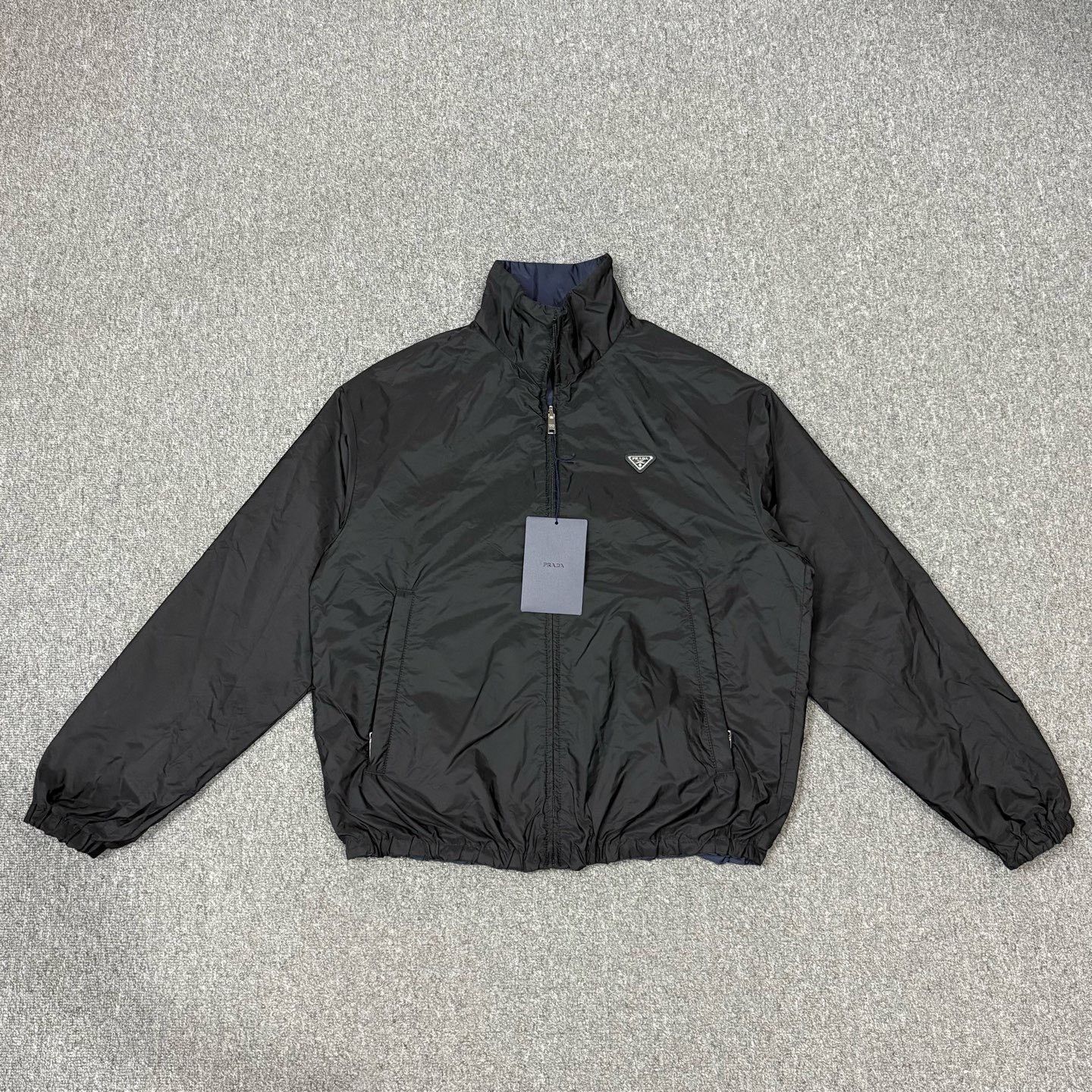 Prada Prada 2026 Reversible Triangle Logo Nylon Jacket Size US S / EU 44-46 / 1 - 2 Thumbnail