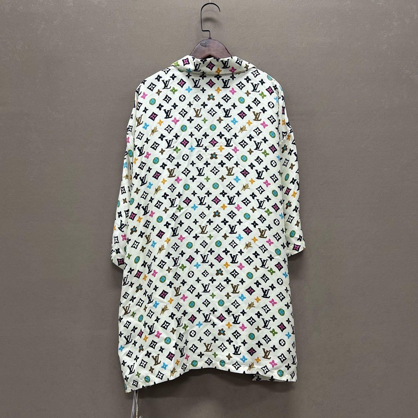 Louis Vuitton Louis Vuitton Tyler Collab Logo Print Shirt Size US XXL / EU 58 / 5 - 2 Thumbnail