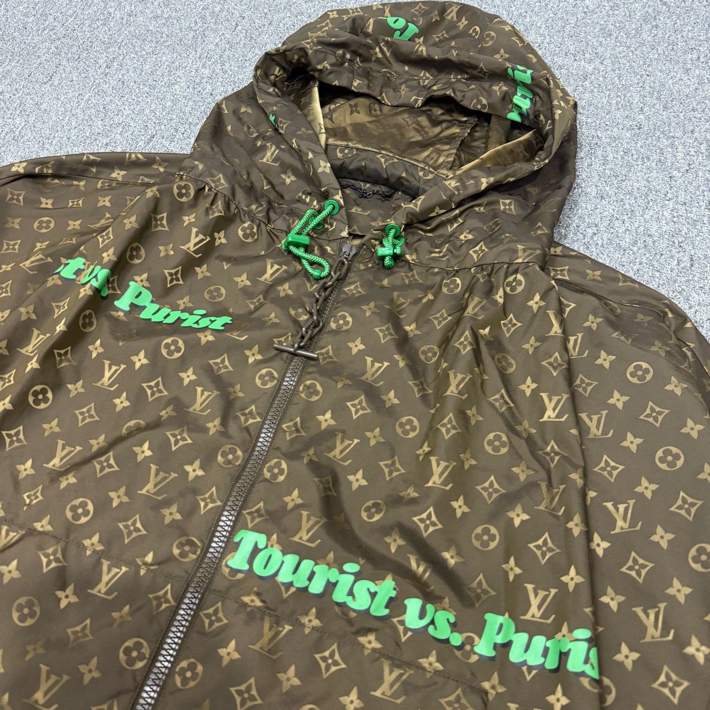 Louis Vuitton Louis Vuitton Tourist Collaboration Hooded Jacket Size US M / EU 48-50 / 2 - 3 Thumbnail