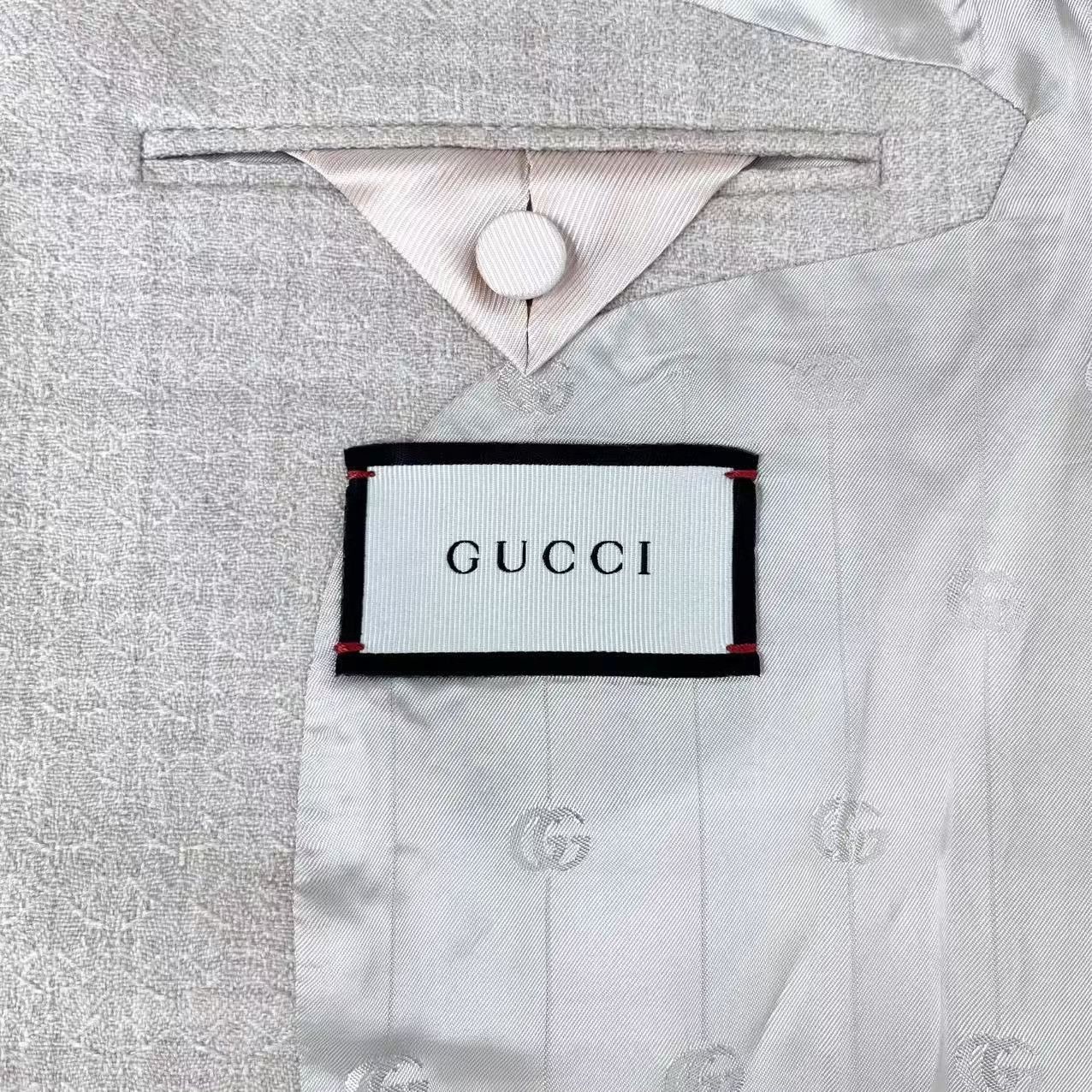 Gucci Gucci FW22 Beige Silk-Lined Blazer Size US S / EU 44-46 / 1 - 5 Thumbnail