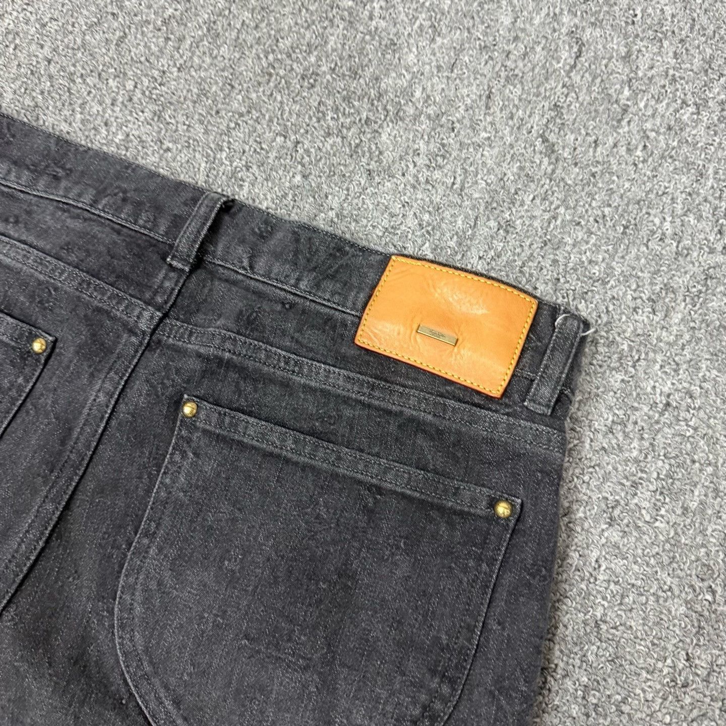 Louis Vuitton Louis Vuitton Gray Pattern Jeans 32 Size US 32 / EU 48 - 3 Thumbnail