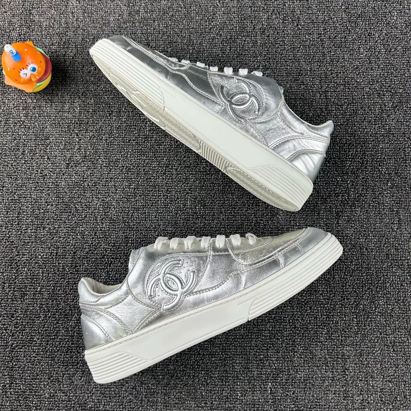 Chanel Chanel Silver Sneakers Size US 8 / IT 38 - 4 Thumbnail