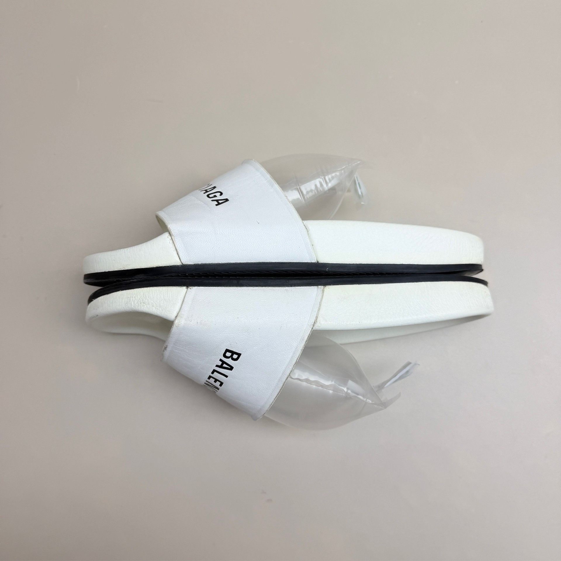 Balenciaga Balenciaga Black White Letter Slippers Size US 6 / EU 39 - 5 Thumbnail