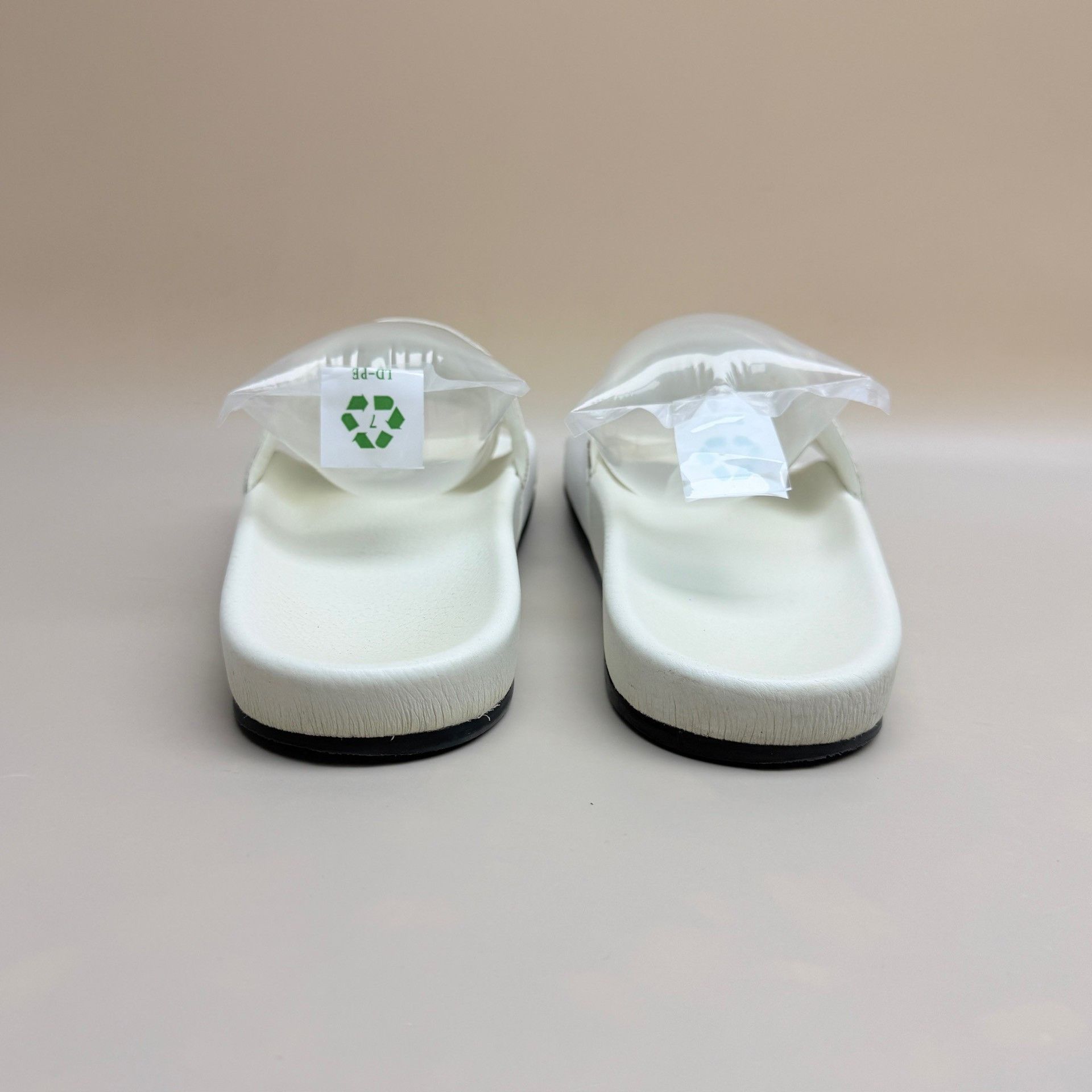Balenciaga Balenciaga Black White Letter Slippers Size US 6 / EU 39 - 3 Thumbnail
