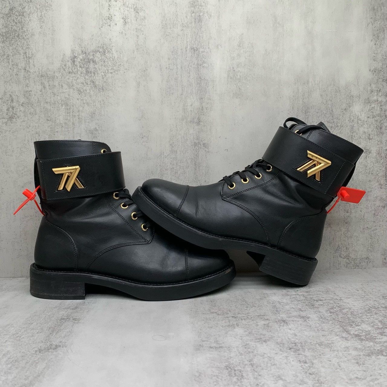 Louis Vuitton LV Black Lock Buckle Short Boots Size US 6 / IT 36 - 2 Thumbnail