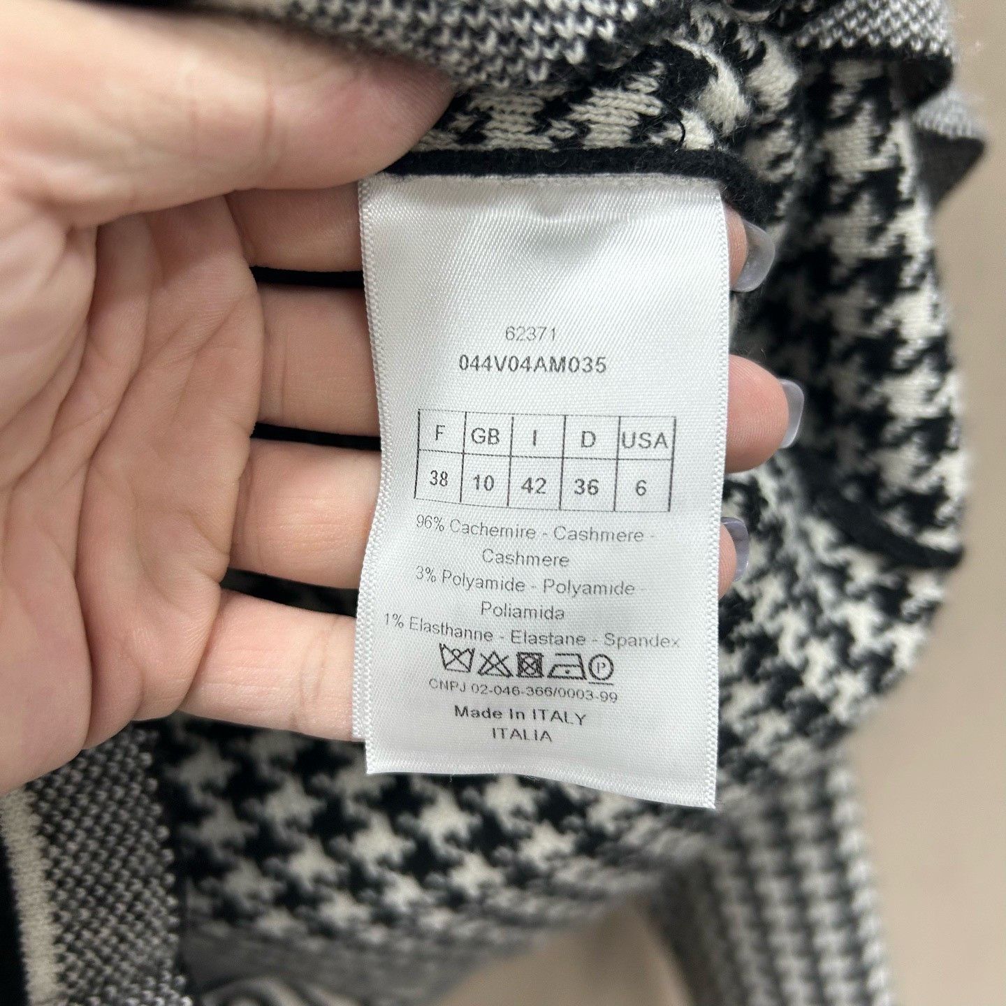 Dior Dior Runway Houndstooth Cashmere Zip Jacket Size S / US 4 / IT 40 - 4 Thumbnail