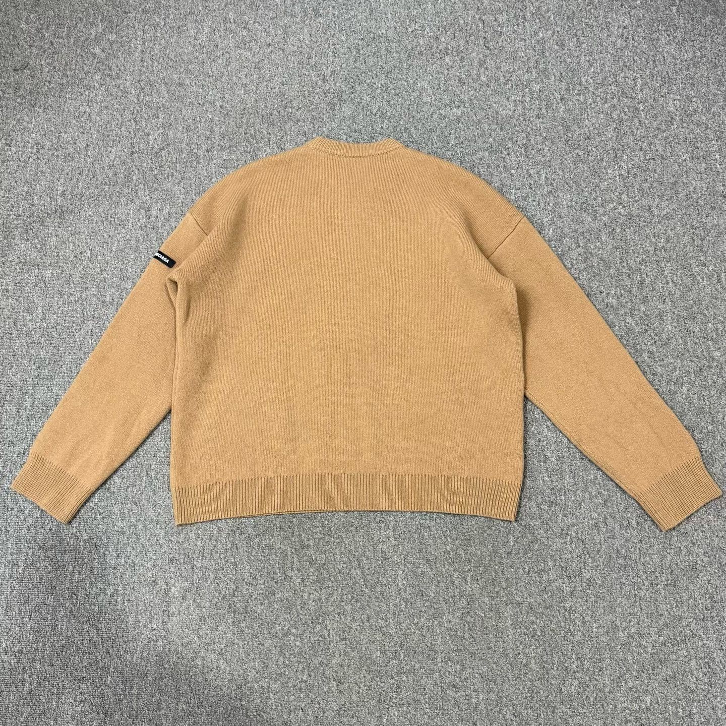 Balenciaga Balenciaga Rubber Label Drop Shoulder Wool Sweater Size US M / EU 48-50 / 2 - 2 Thumbnail
