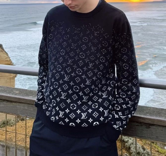 Louis Vuitton Louis Vuitton Black Monogram Knit Sweater Size US M / EU 48-50 / 2 - 5 Thumbnail