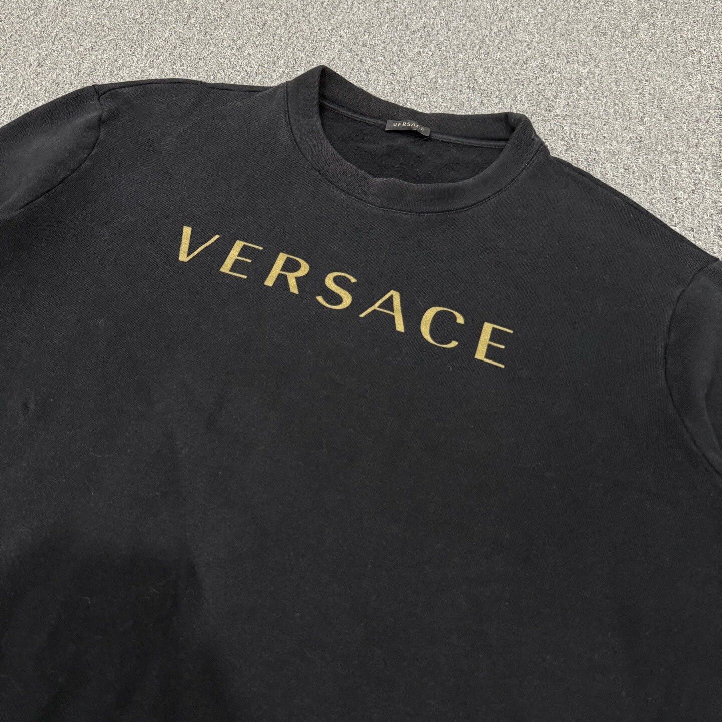 Versace Versace Gold Logo Thin Fleece Sweatshirt Size US M / EU 48-50 / 2 - 3 Thumbnail
