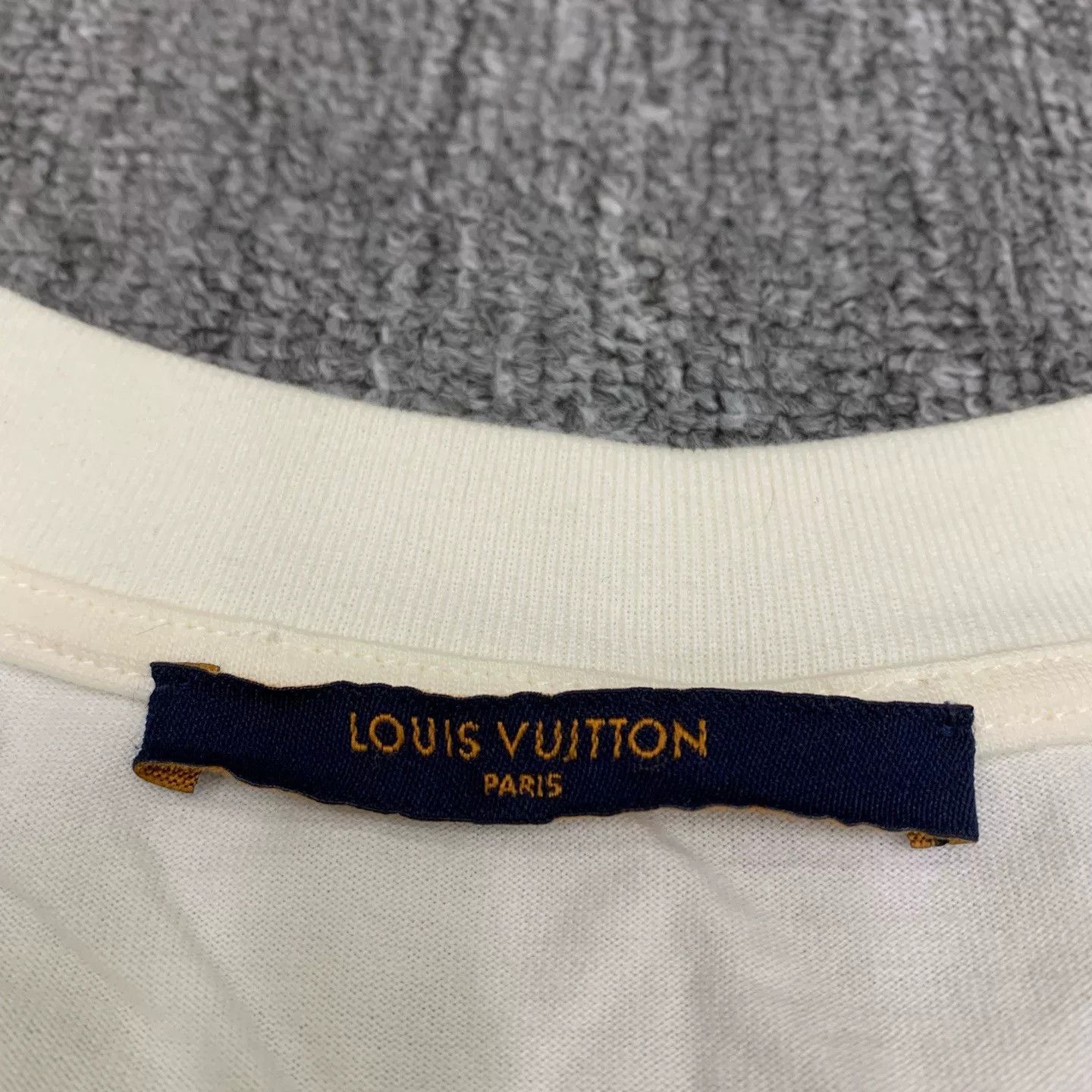 Louis Vuitton LV x NBA Chest Logo Short-Sleeve Tee Size US M / EU 48-50 / 2 - 6 Thumbnail