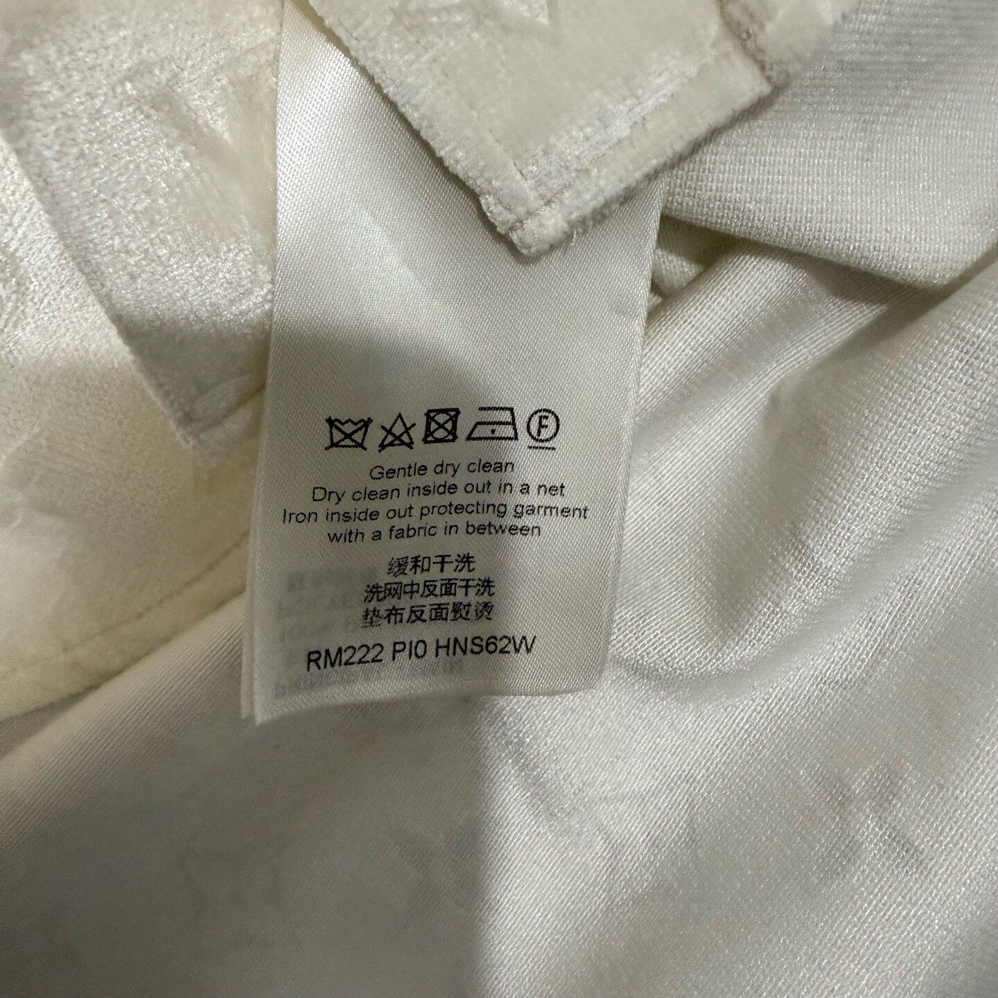 Louis Vuitton Louis Vuitton White Velvet Embossed Monogram Shirt Size US L / EU 52-54 / 3 - 4 Thumbnail