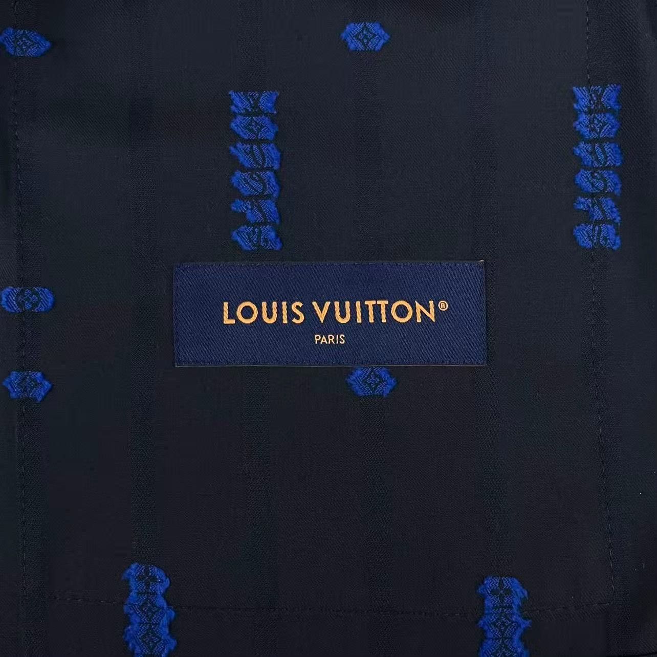 Louis Vuitton Louis Vuitton FW25 Logo Embroidered Blazer Size US L / EU 52-54 / 3 - 4 Thumbnail