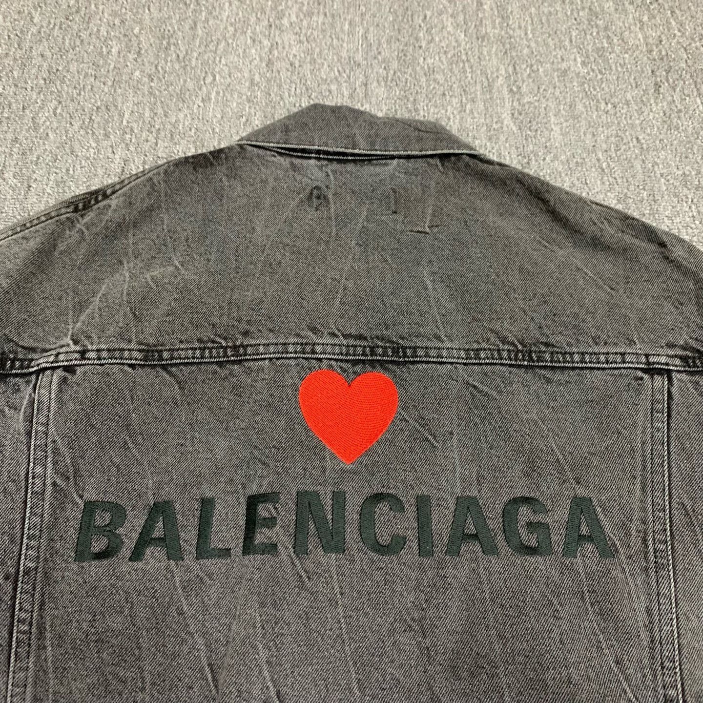 Balenciaga Balenciaga Embroidered Washed Denim Jacket Size US S / EU 44-46 / 1 - 9 Thumbnail