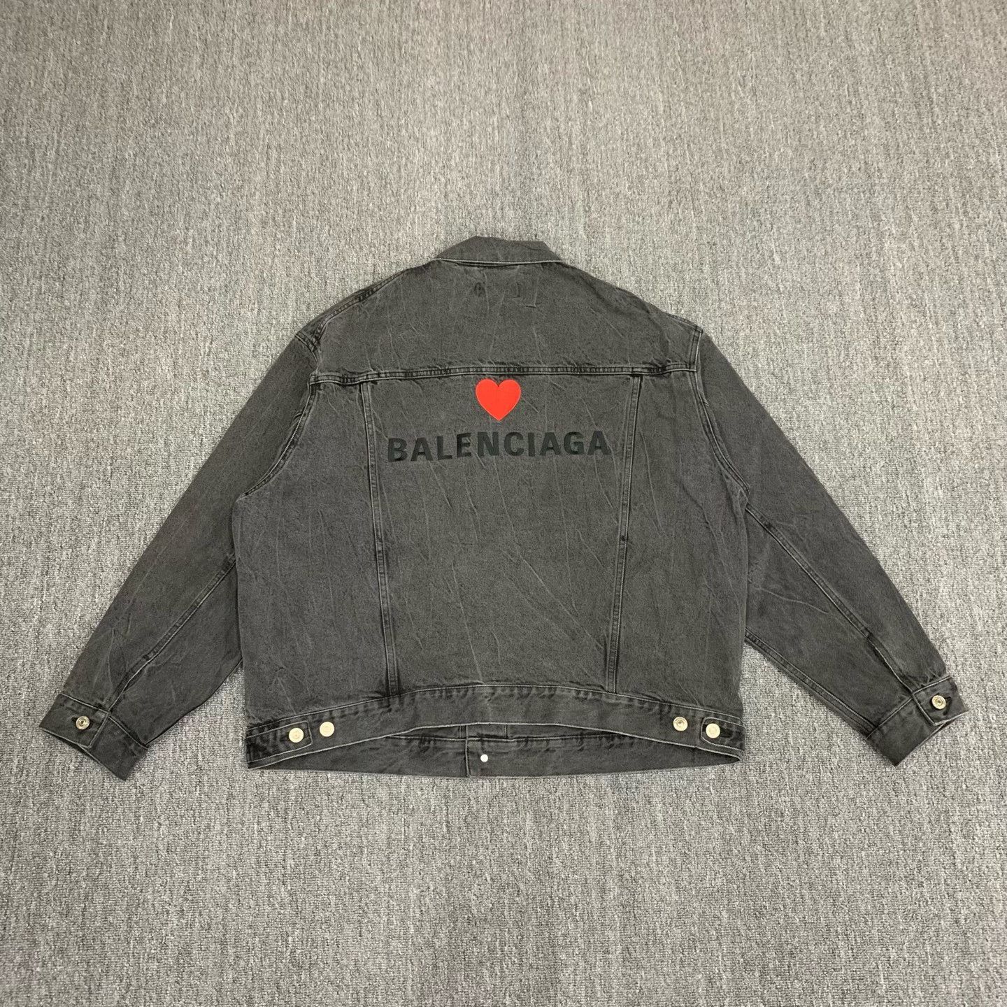 Balenciaga Balenciaga Embroidered Washed Denim Jacket Size US S / EU 44-46 / 1 - 2 Thumbnail