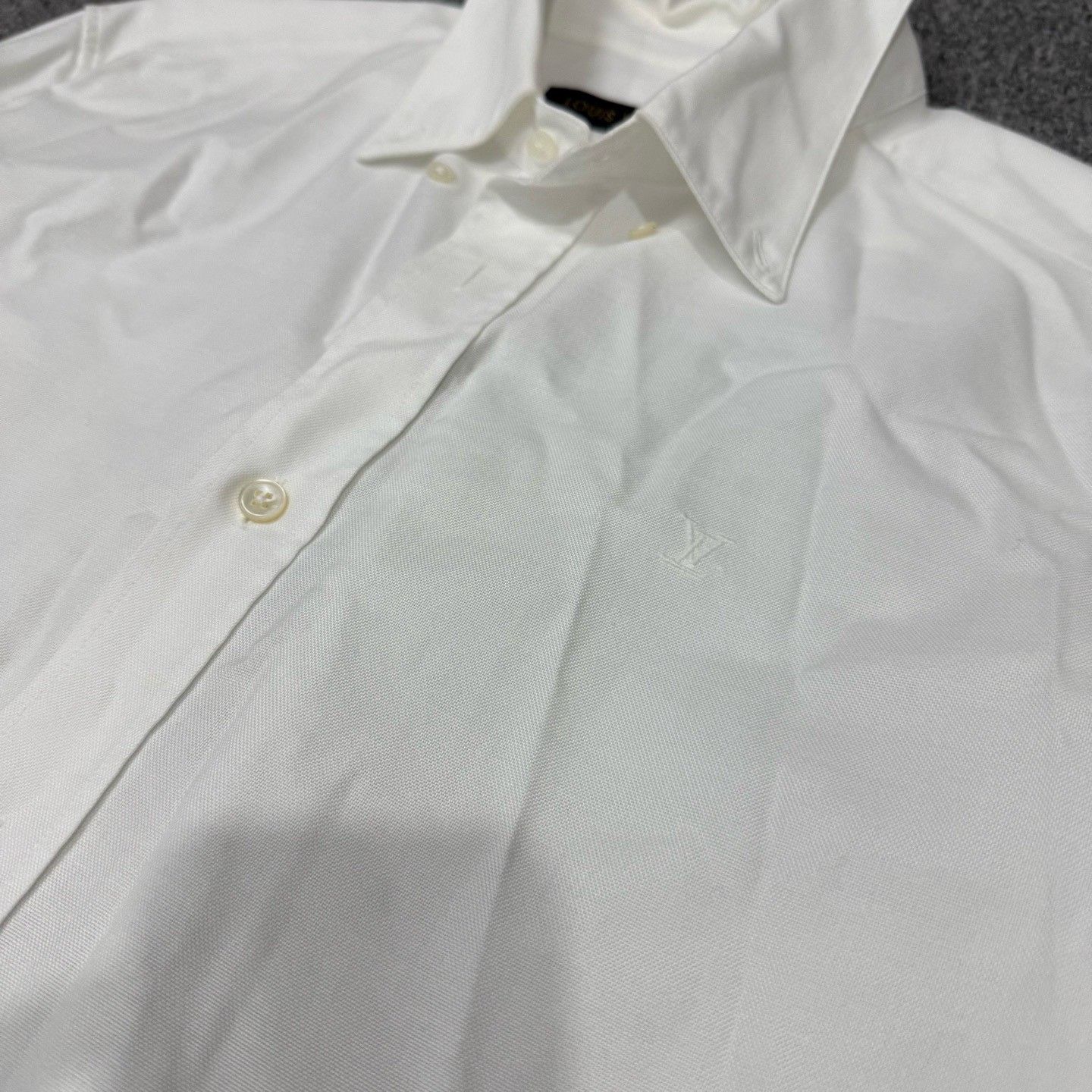 Louis Vuitton Louis Vuitton LV Logo Long-Sleeve Shirt Size US XL / EU 56 / 4 - 3 Thumbnail