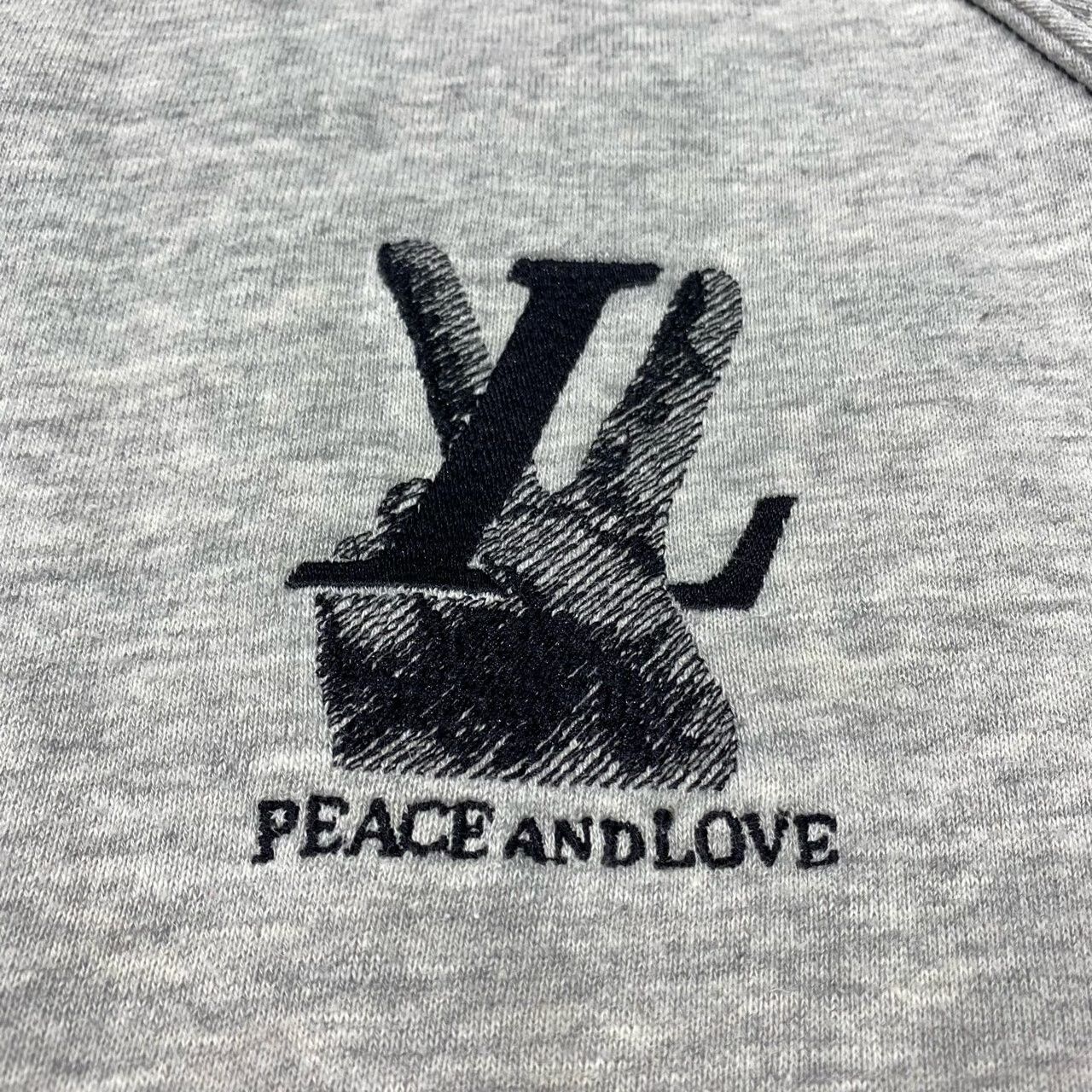 Louis Vuitton LV Gray Chest Gesture Logo Sweatshirt Size US M / EU 48-50 / 2 - 8 Thumbnail