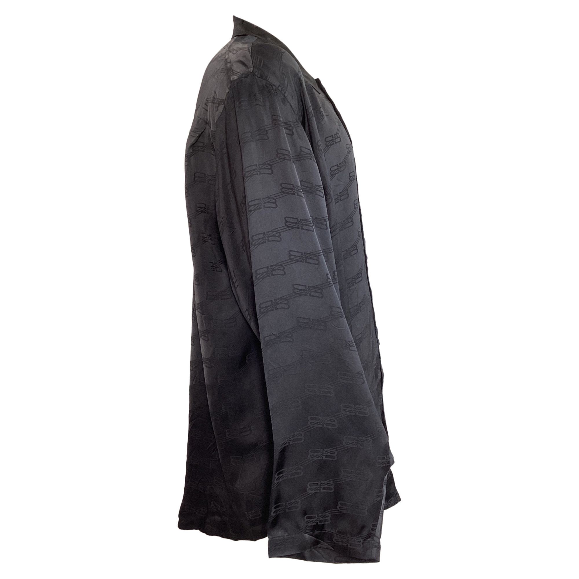 Balenciaga Balenciaga BB Logo Print Long Sleeve Shirt in Black Silk Size US M / EU 48-50 / 2 - 3 Thumbnail