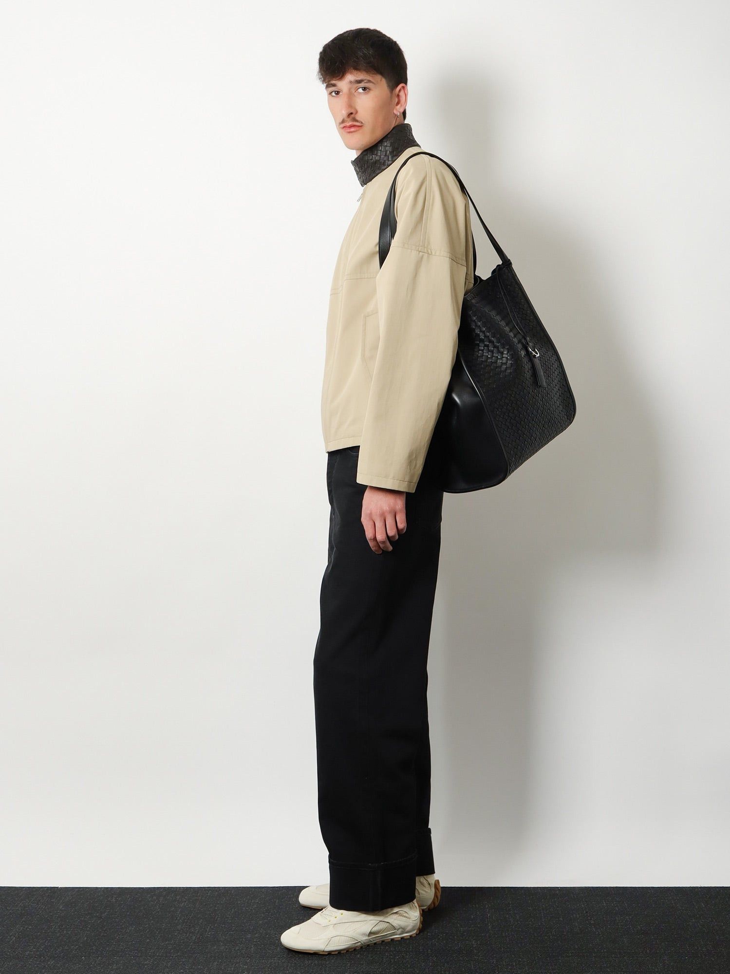 Bottega Veneta Corriere Leather Shoulder Bag With Intrecciato Pattern Size ONE SIZE - 5 Thumbnail