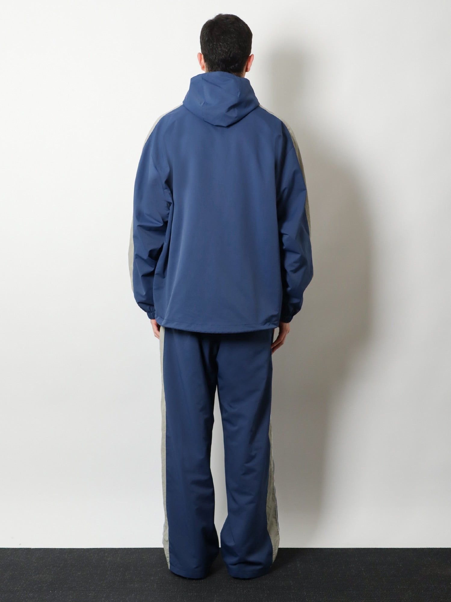 Balenciaga Sporty Rain Jacket Size US M / EU 48-50 / 2 - 5 Thumbnail
