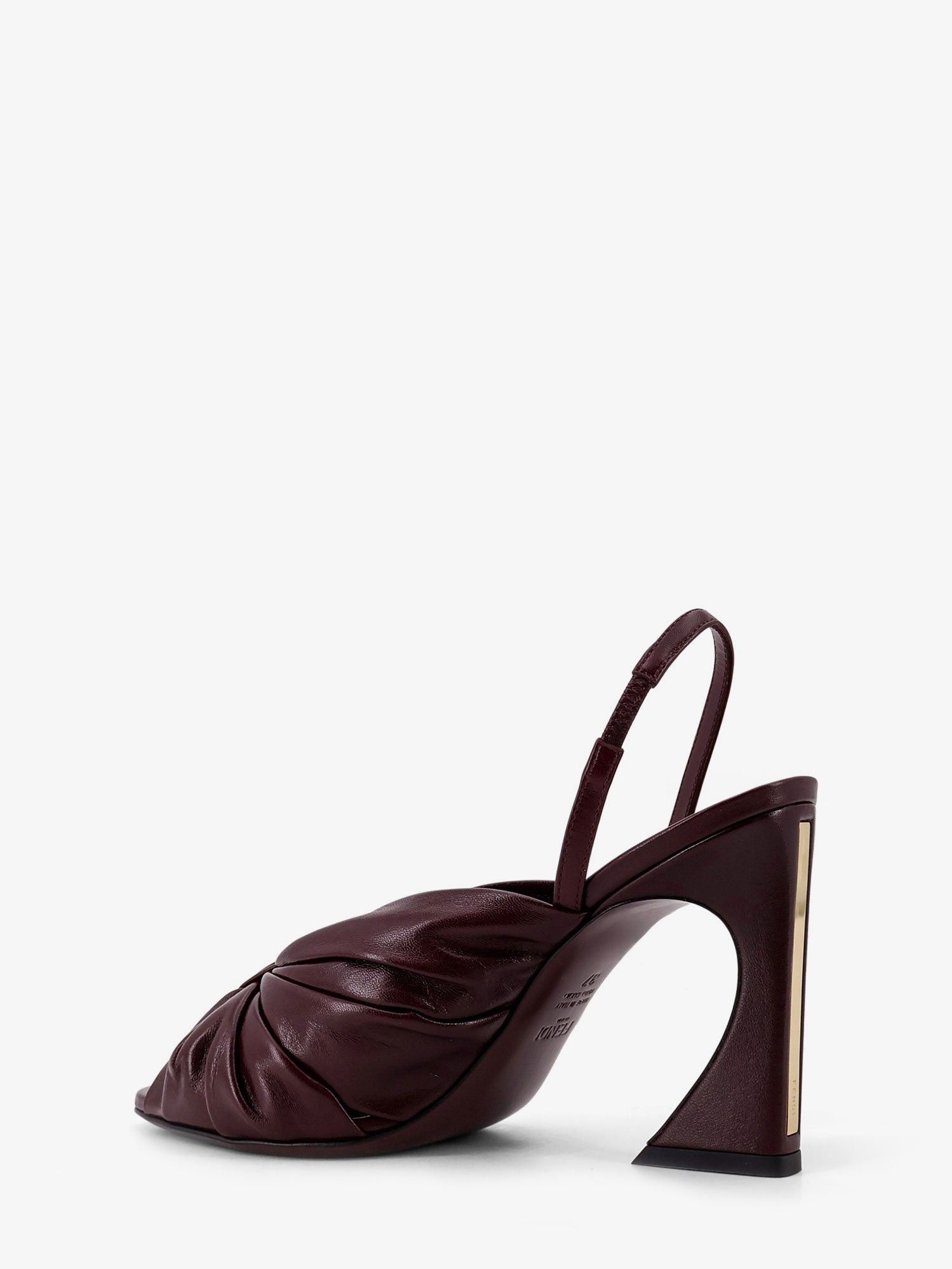 Fendi Decollete Arco In Pelle Size US 11 / IT 41 - 3 Thumbnail