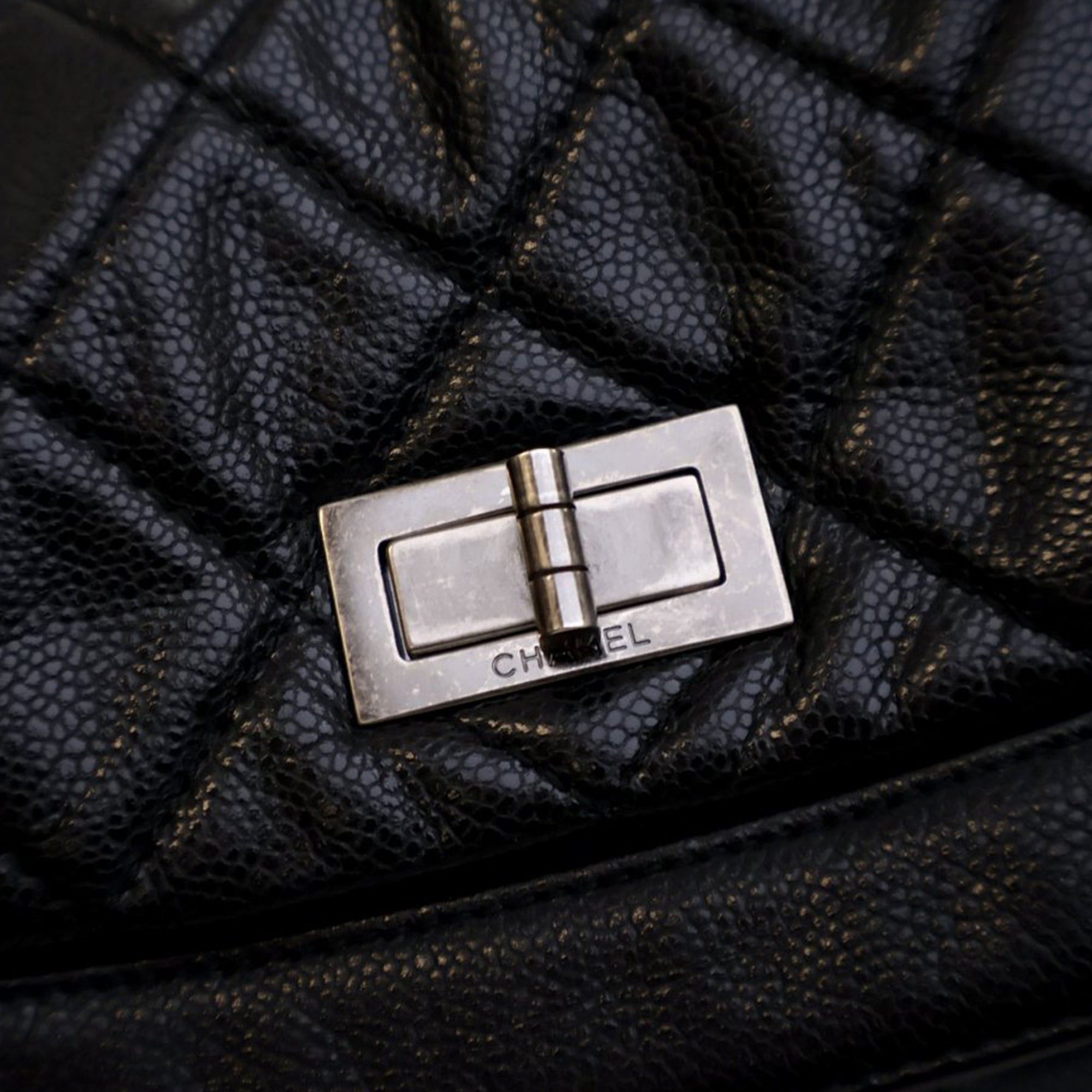 Chanel Reissue Quilted Caviar Messenger Flap Size ONE SIZE - 8 Thumbnail