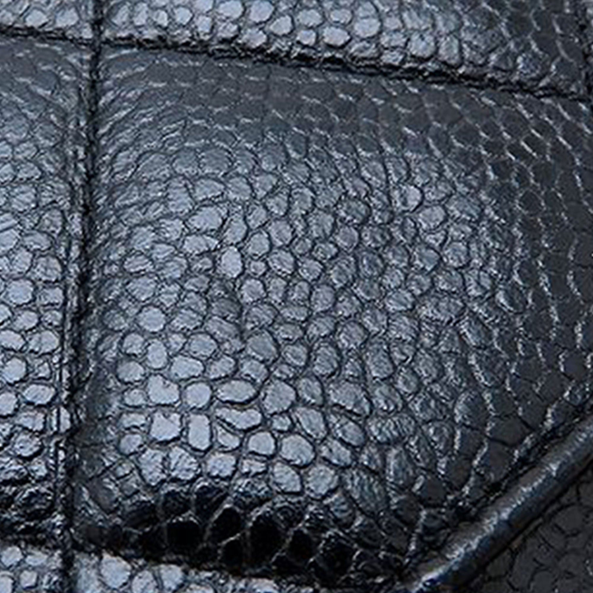 Chanel CC Quilted Caviar Front Pocket Shoulder Bag Size ONE SIZE - 19 Thumbnail