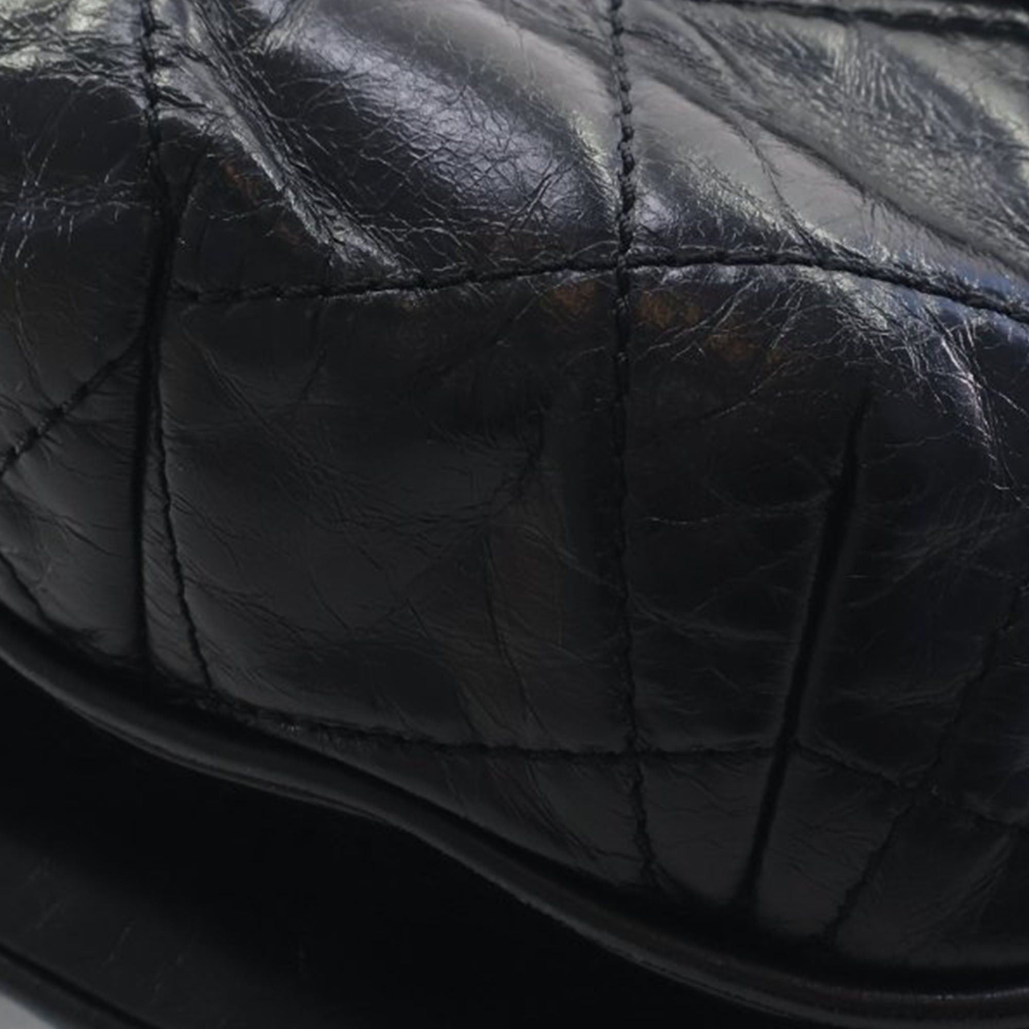 Chanel Medium Quilted Glazed Calfskin Bubble CC Flap Size ONE SIZE - 12 Thumbnail