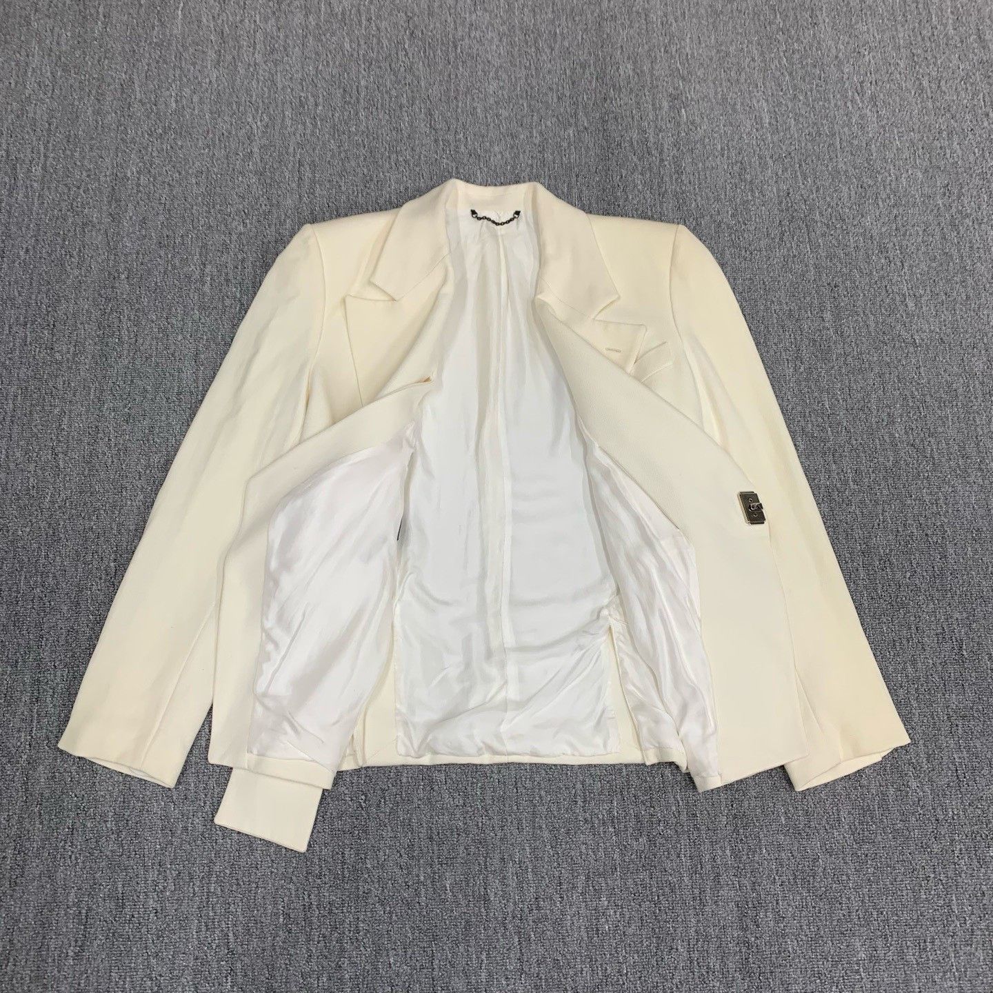 Louis Vuitton Louis Vuitton Beige Wool Silk Peace Dove Blazer Size US S / EU 44-46 / 1 - 8 Thumbnail