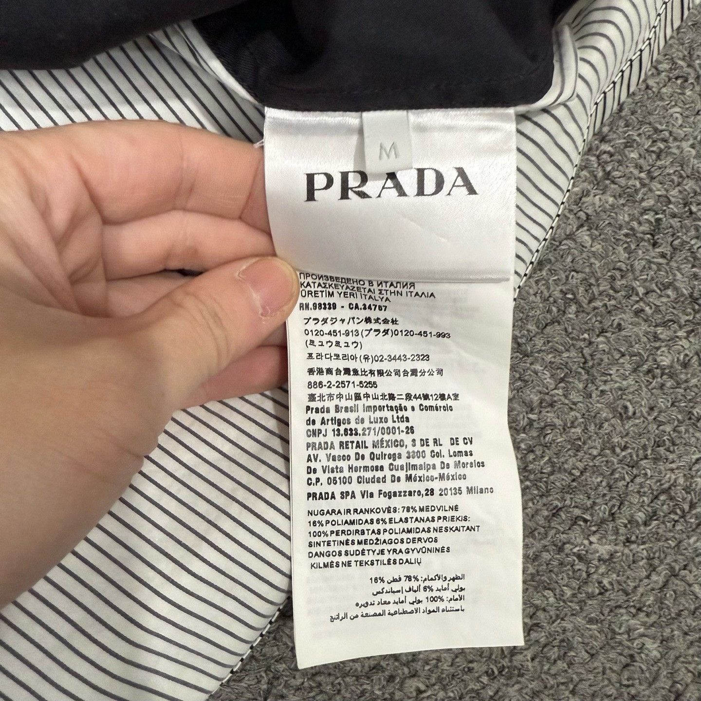Prada Prada Nylon Panel Triangle Logo Short-Sleeve Shirt Size US M / EU 48-50 / 2 - 4 Thumbnail